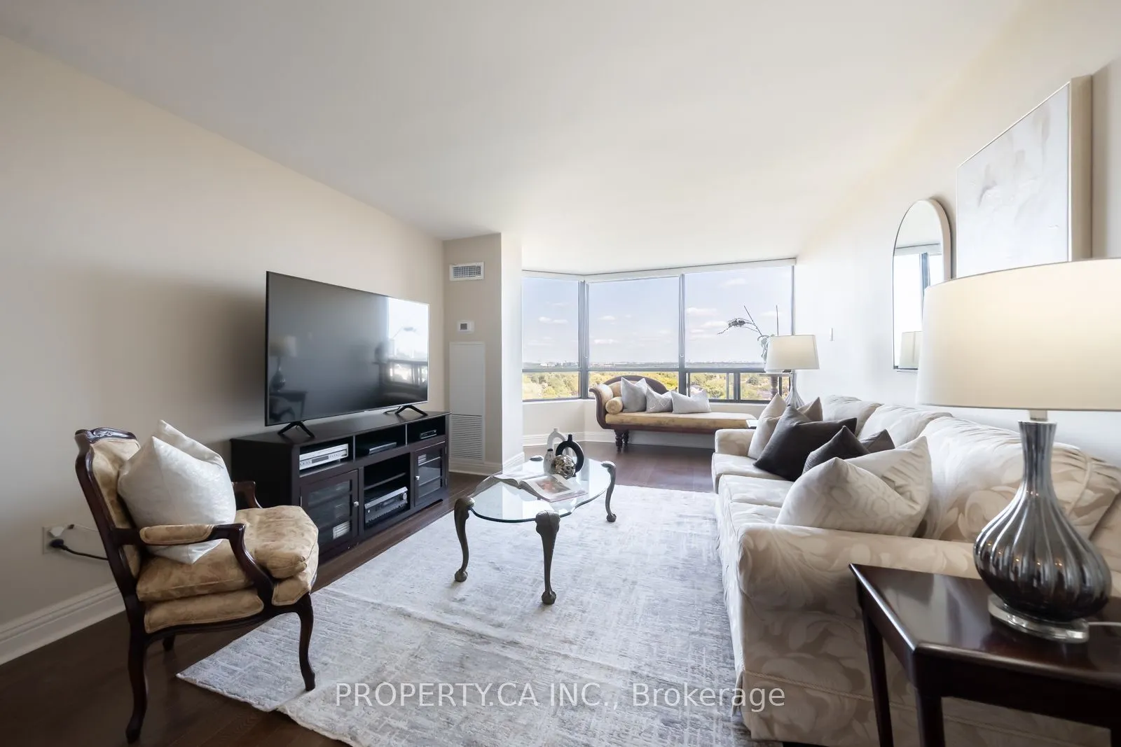 7460 Bathurst Street, #1405