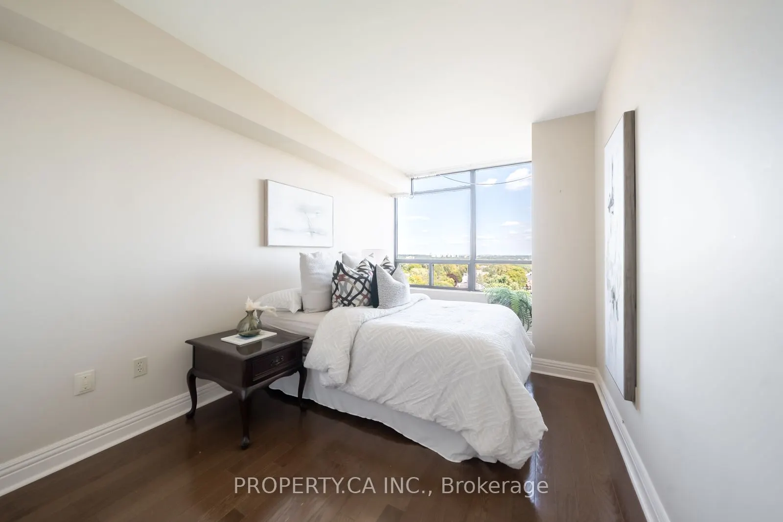 7460 Bathurst Street, #1405