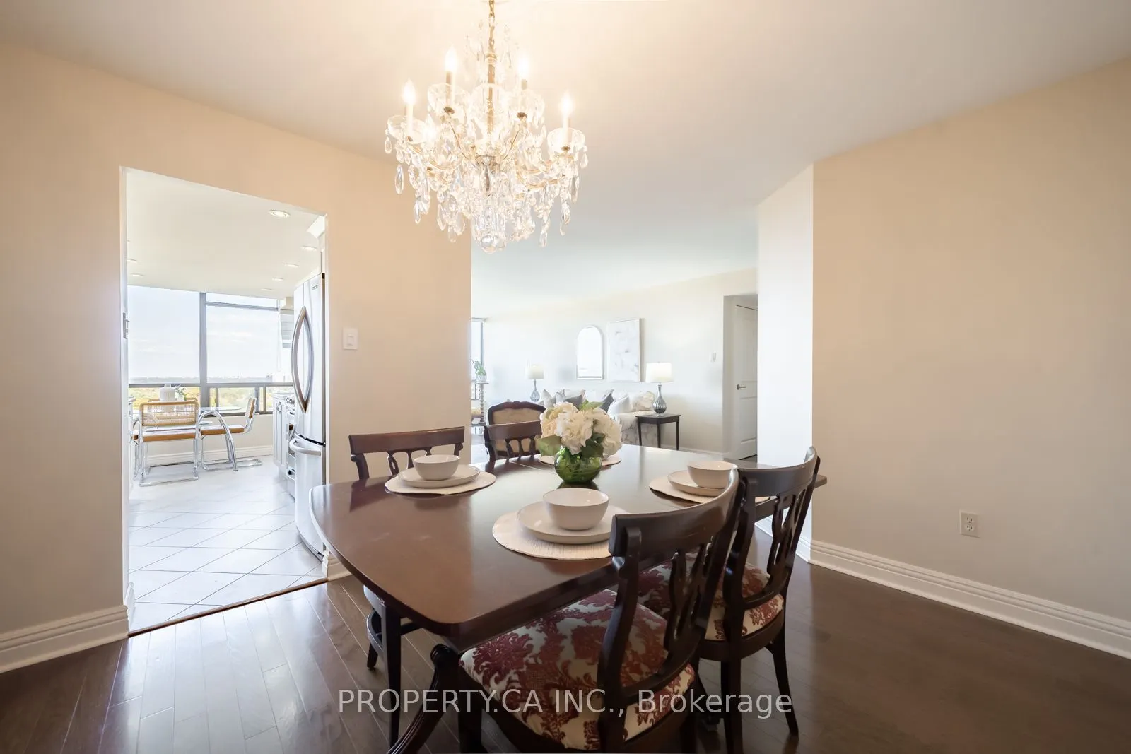 7460 Bathurst Street, #1405