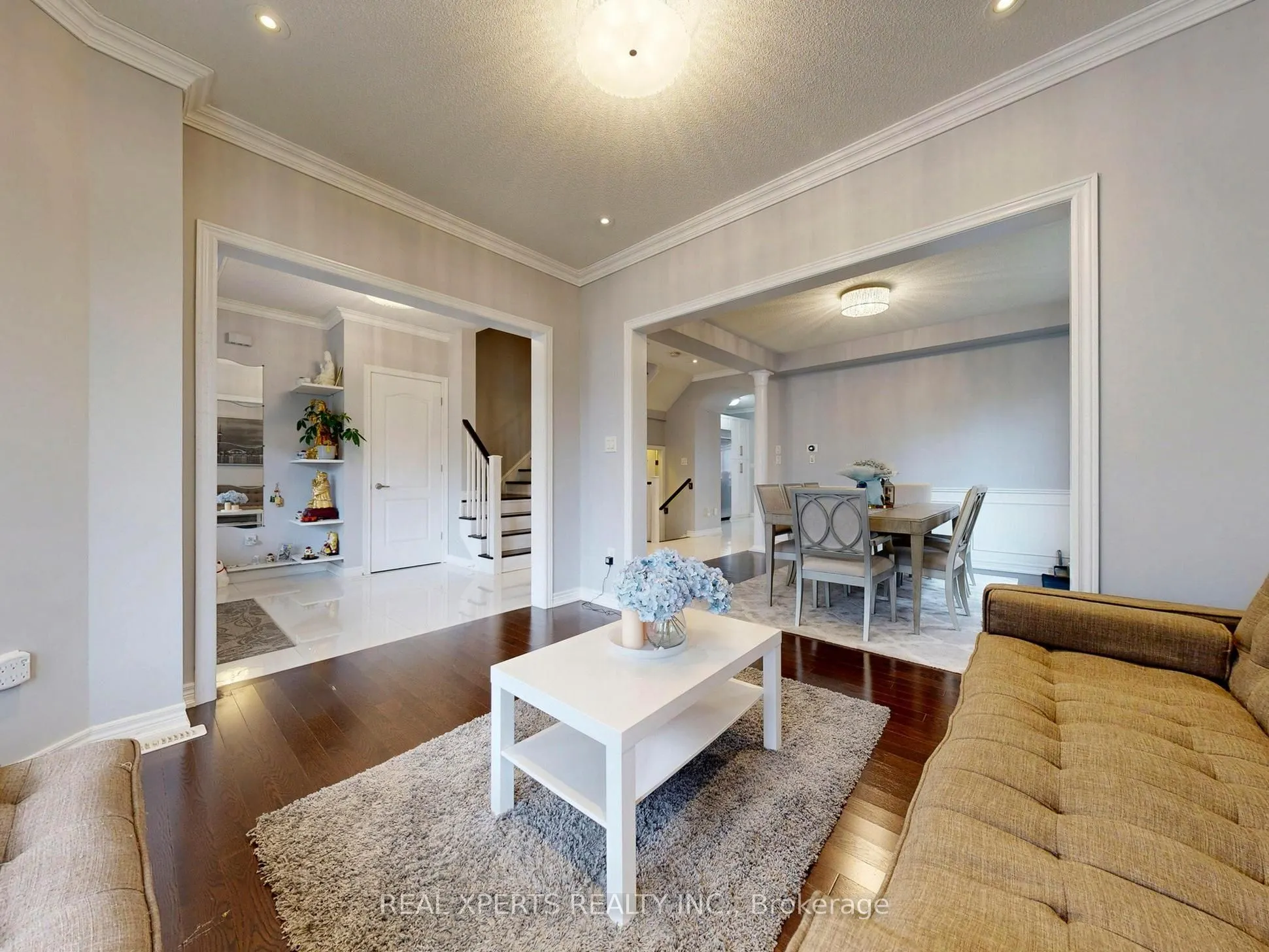 221 The Meadows Avenue