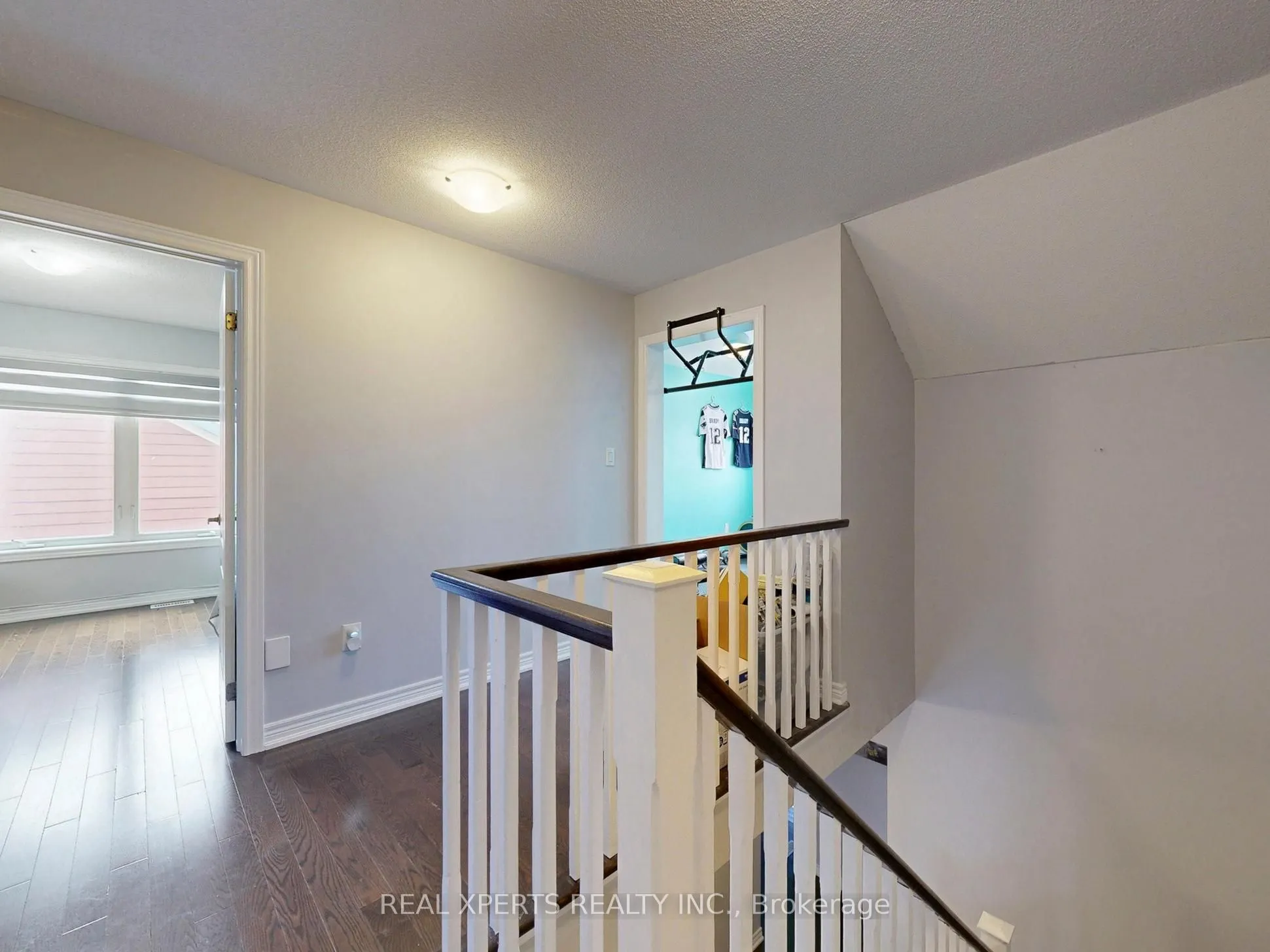 221 The Meadows Avenue
