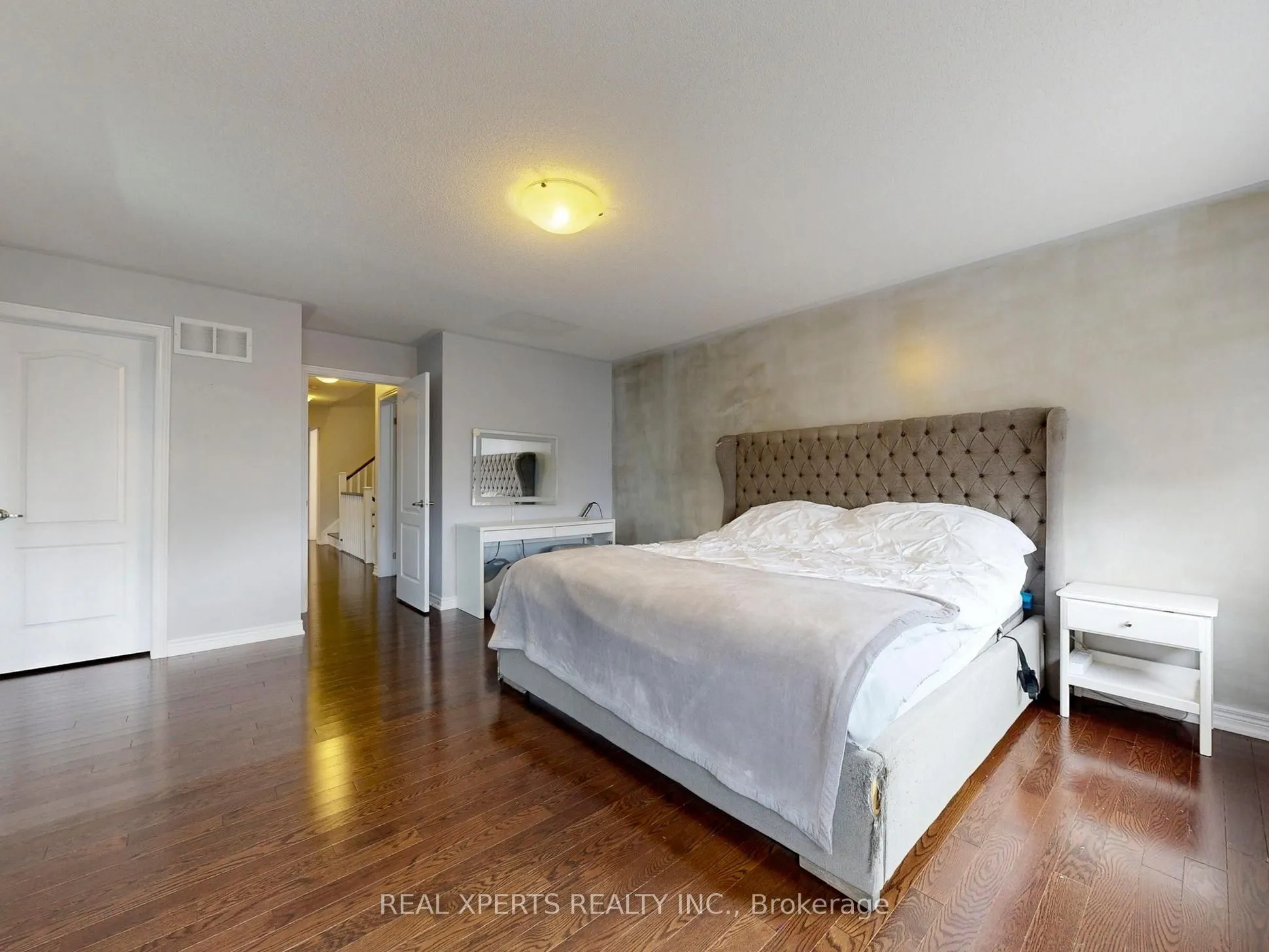 221 The Meadows Avenue