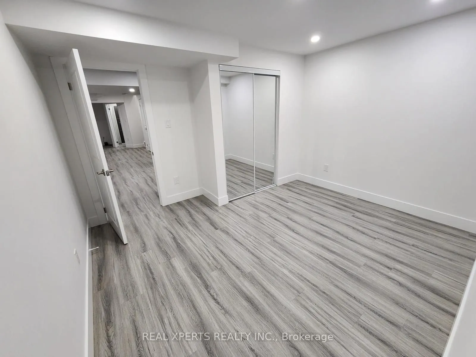 221 The Meadows Avenue