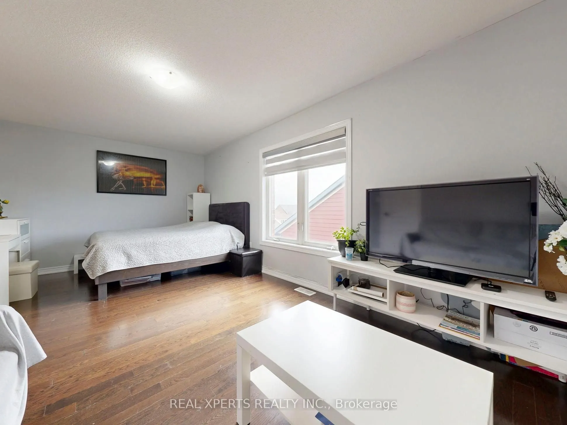 221 The Meadows Avenue