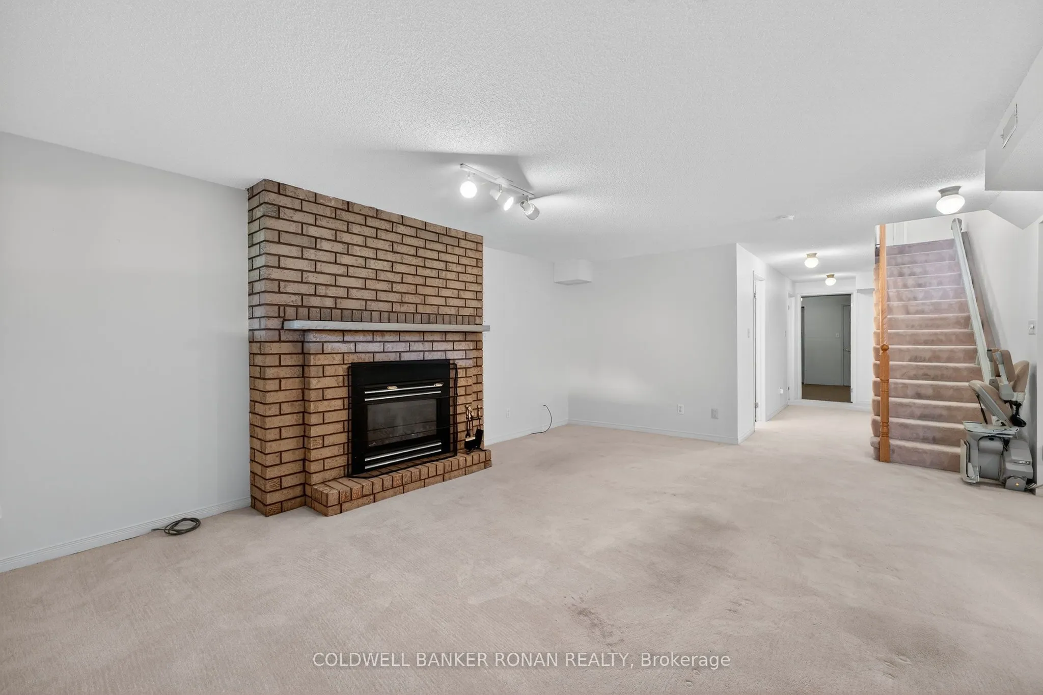 12 Glenwood Drive, #7