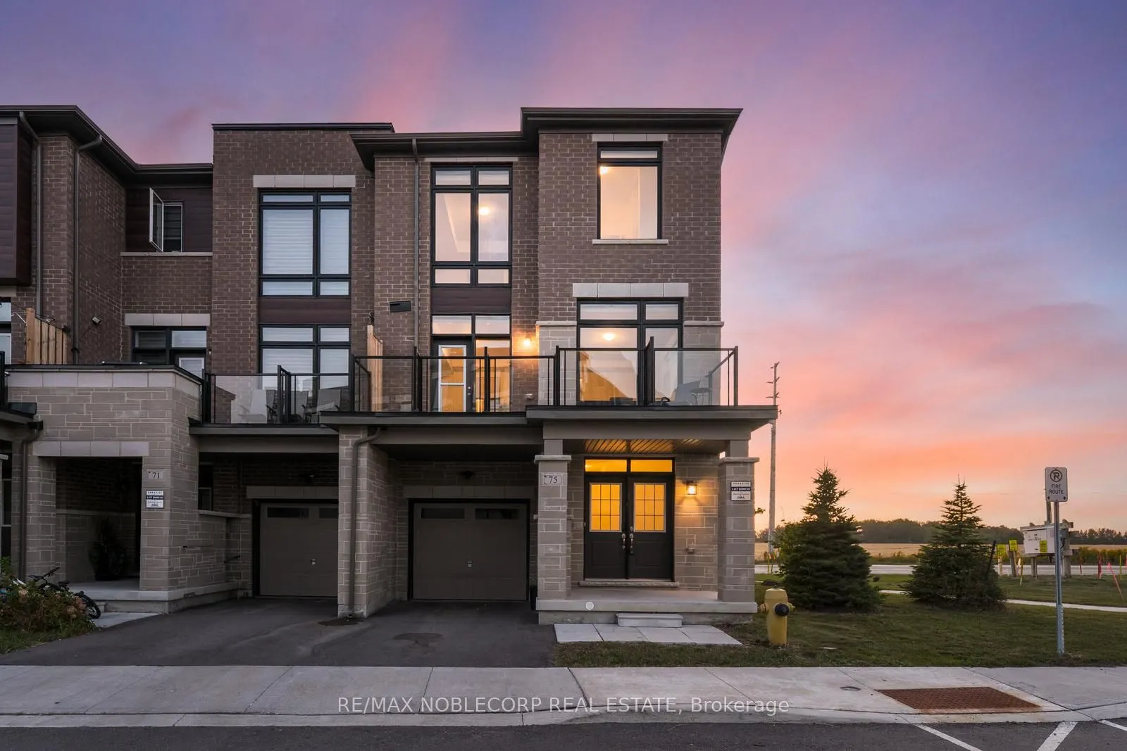 75 Holyrood Crescent
