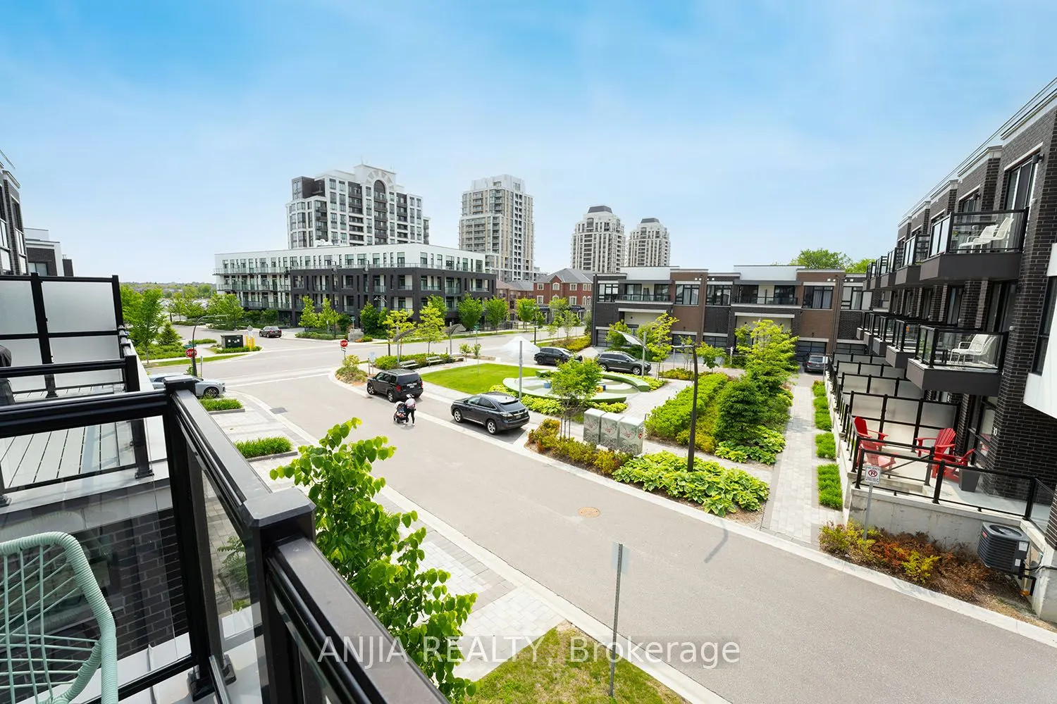 1669 Bur Oak Avenue, #7