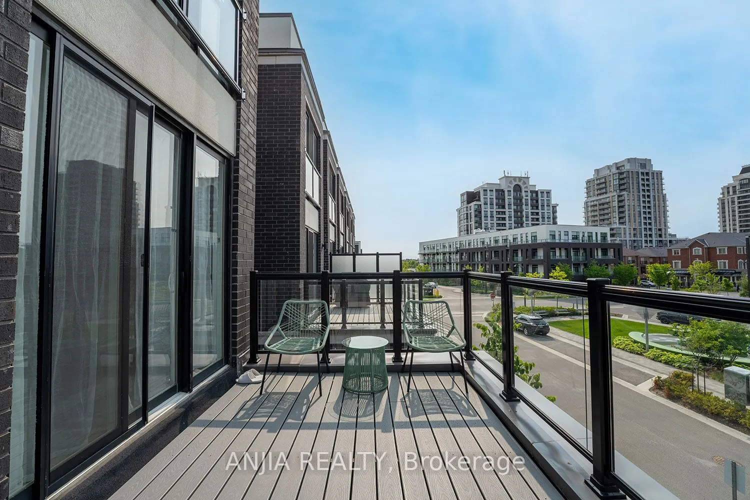 1669 Bur Oak Avenue, #7