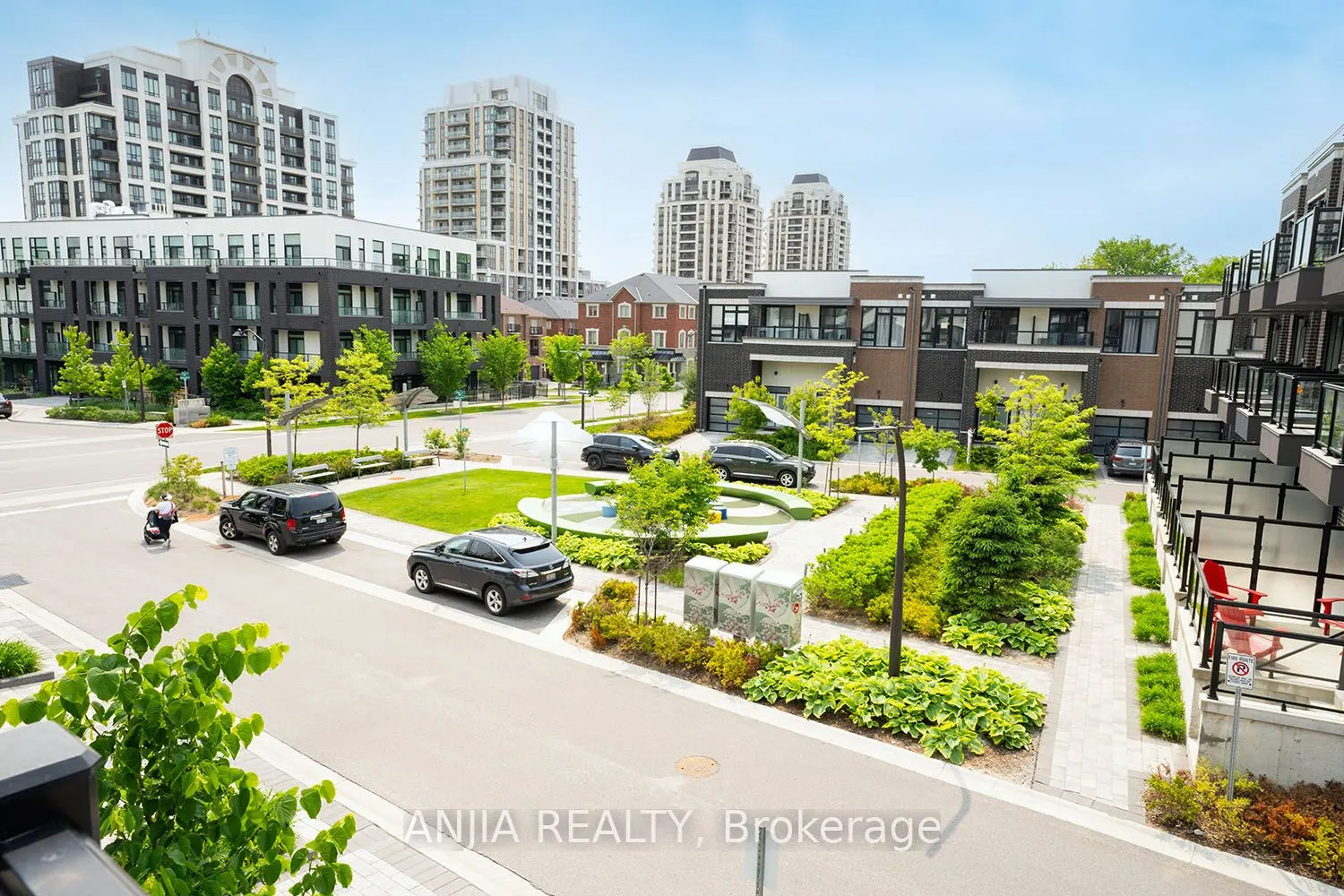 1669 Bur Oak Avenue, #7