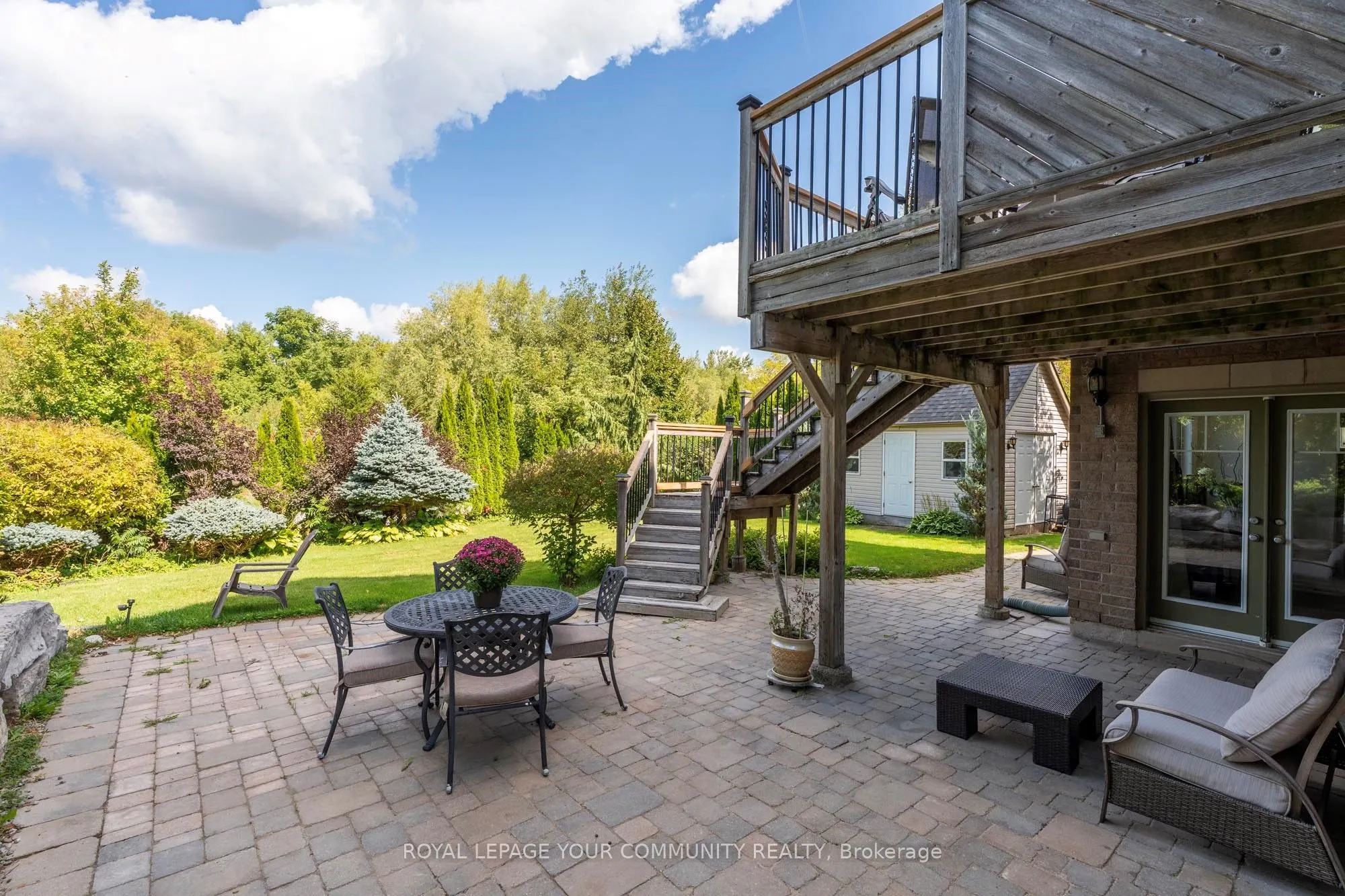 35 VANDERVOORT Drive