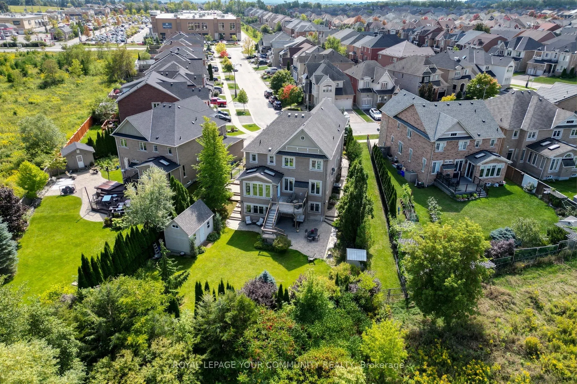 35 VANDERVOORT Drive