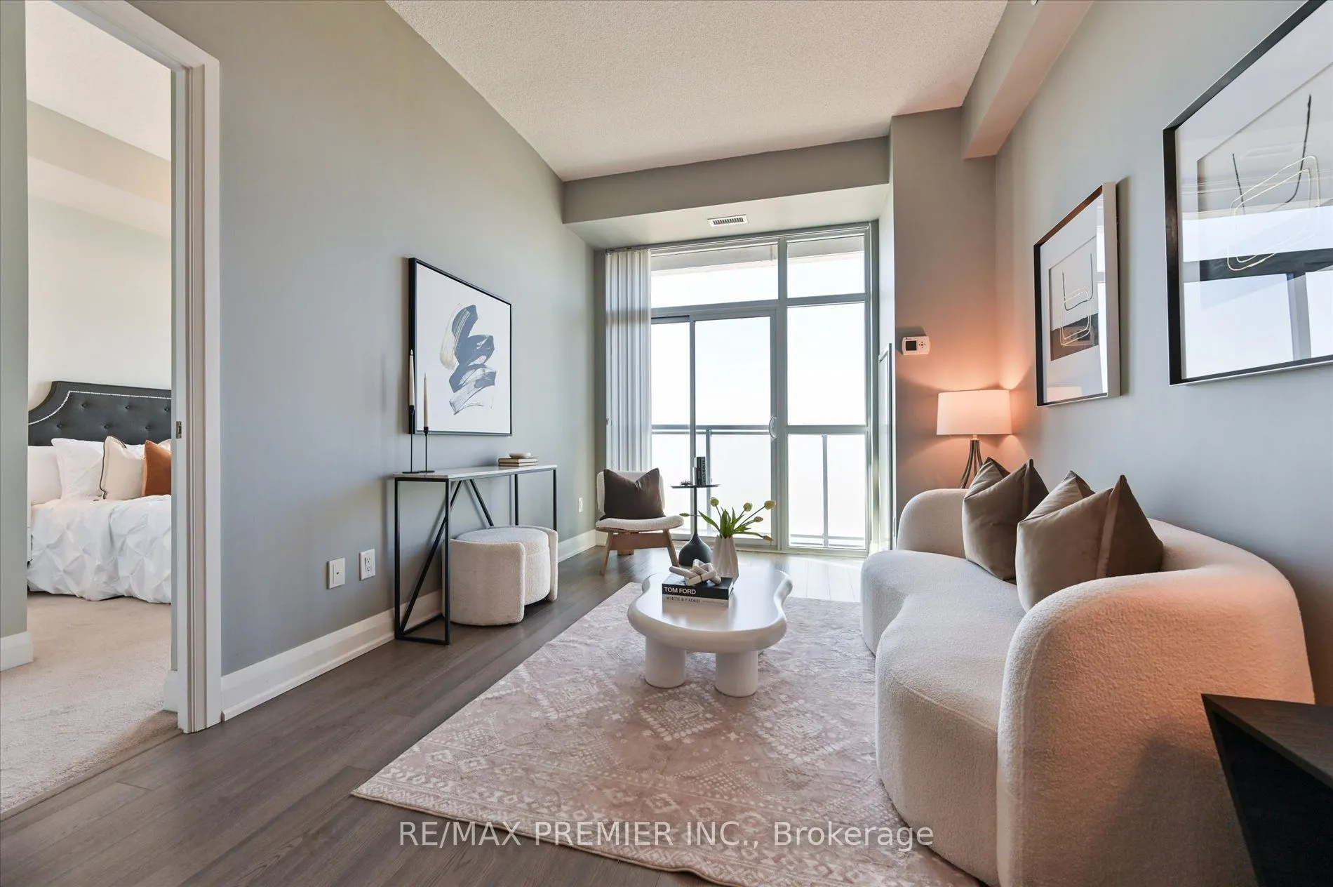 8763 Bayview Avenue, #715