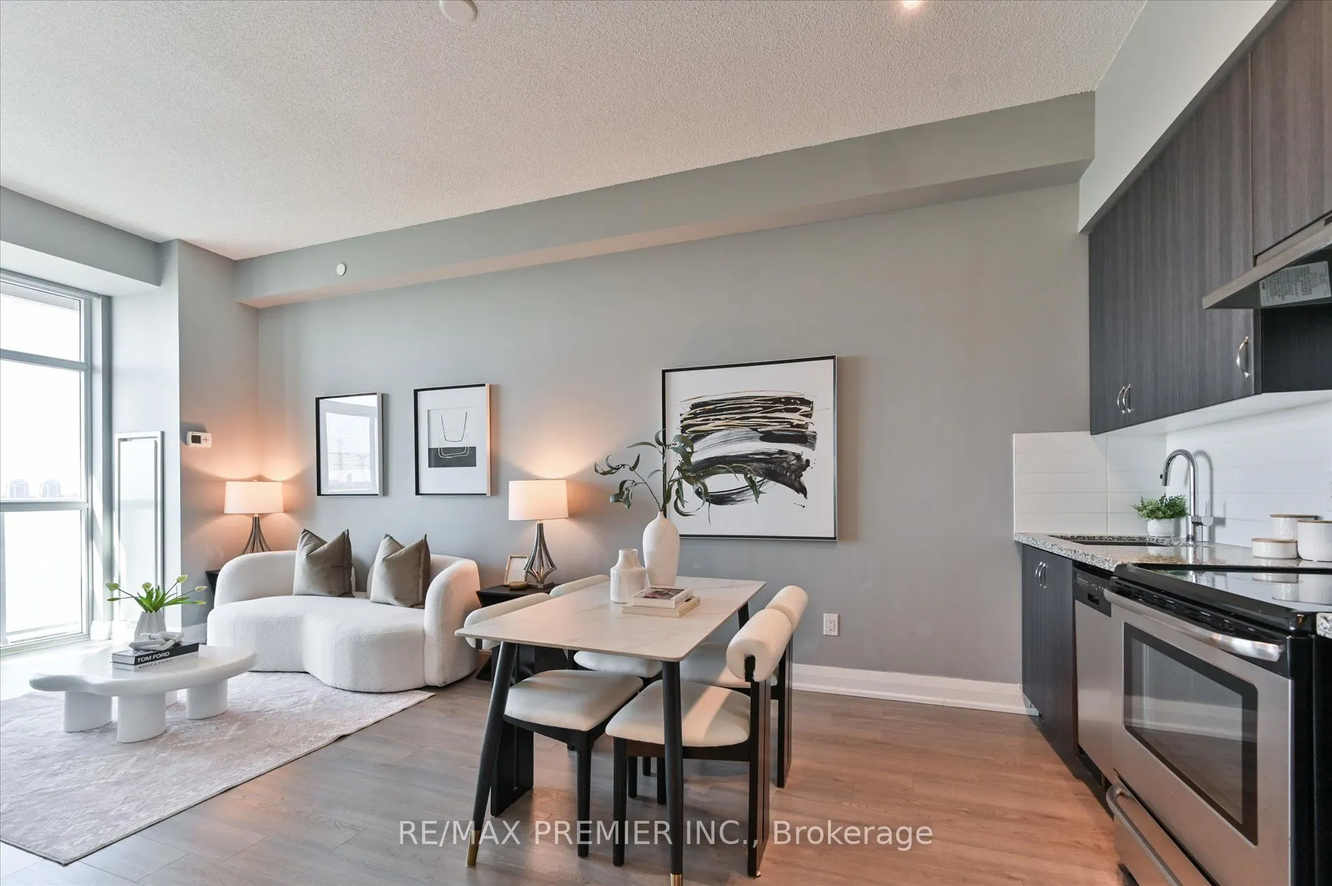 8763 Bayview Avenue, #715