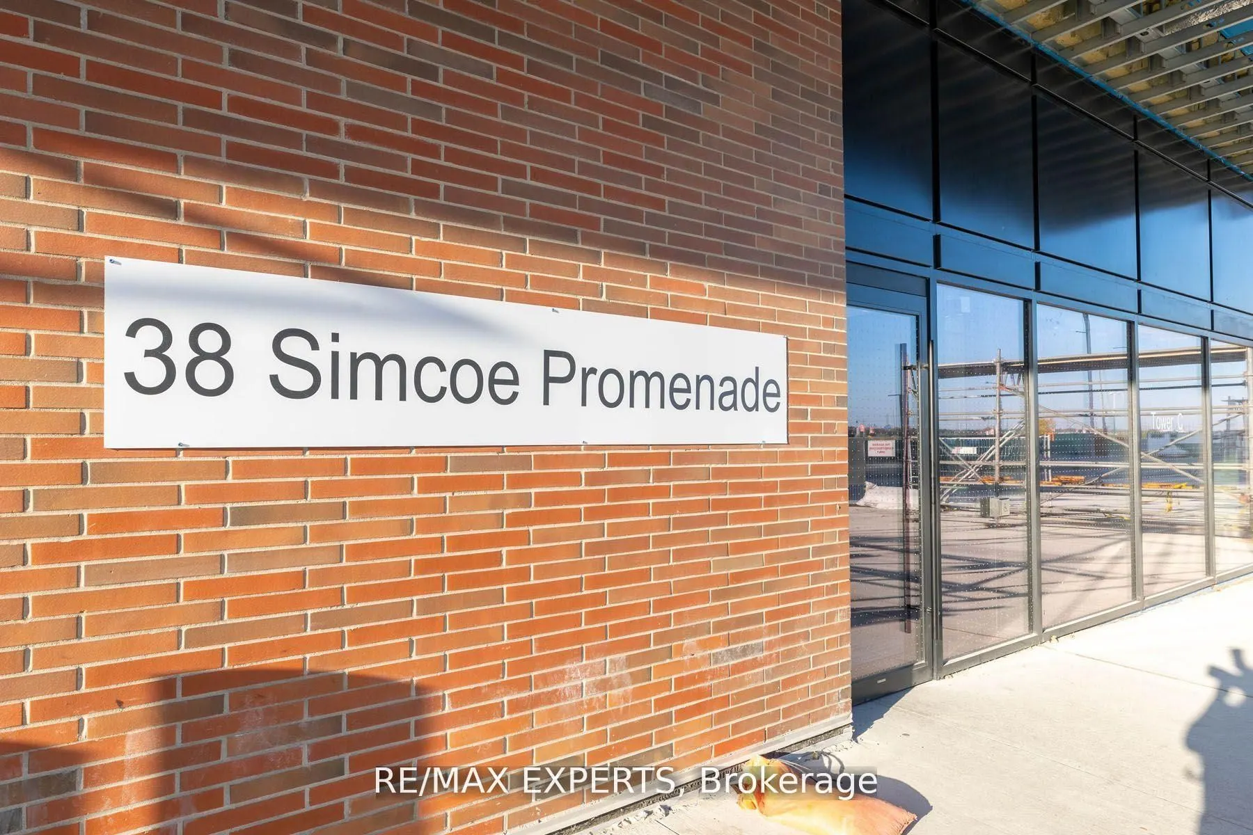 38 Simcoe Promenade, #608C