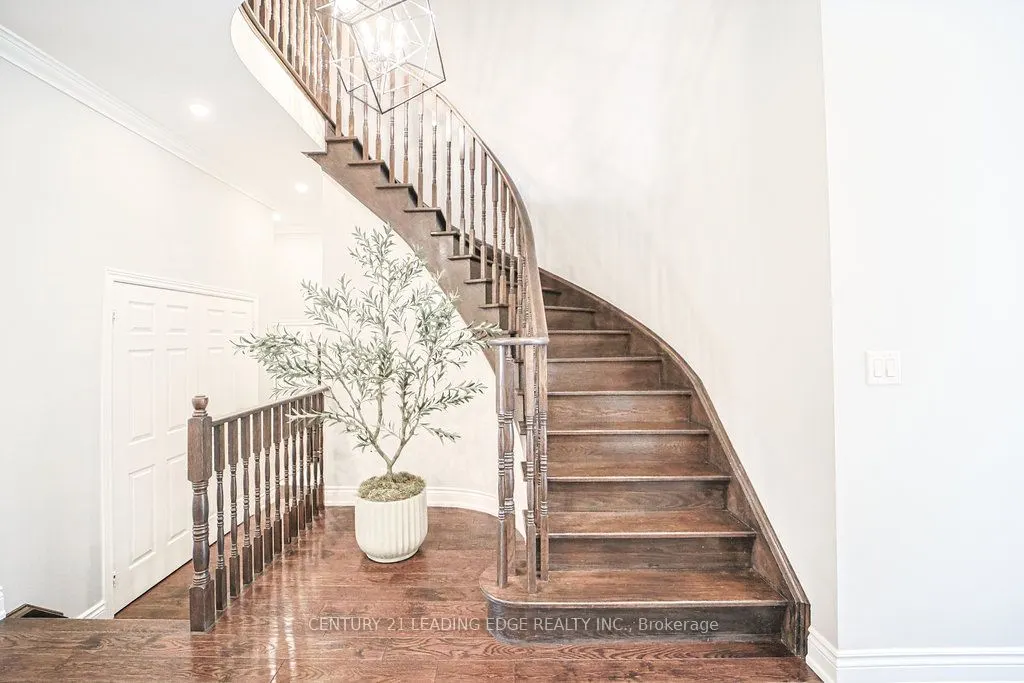 204 Ivy Jay Crescent