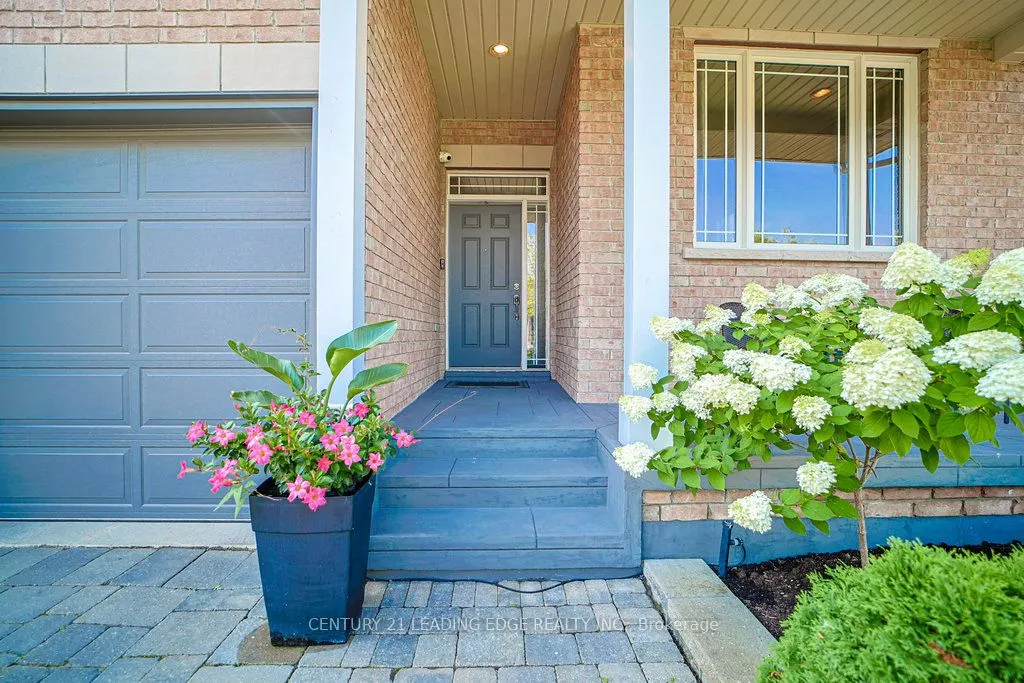 204 Ivy Jay Crescent