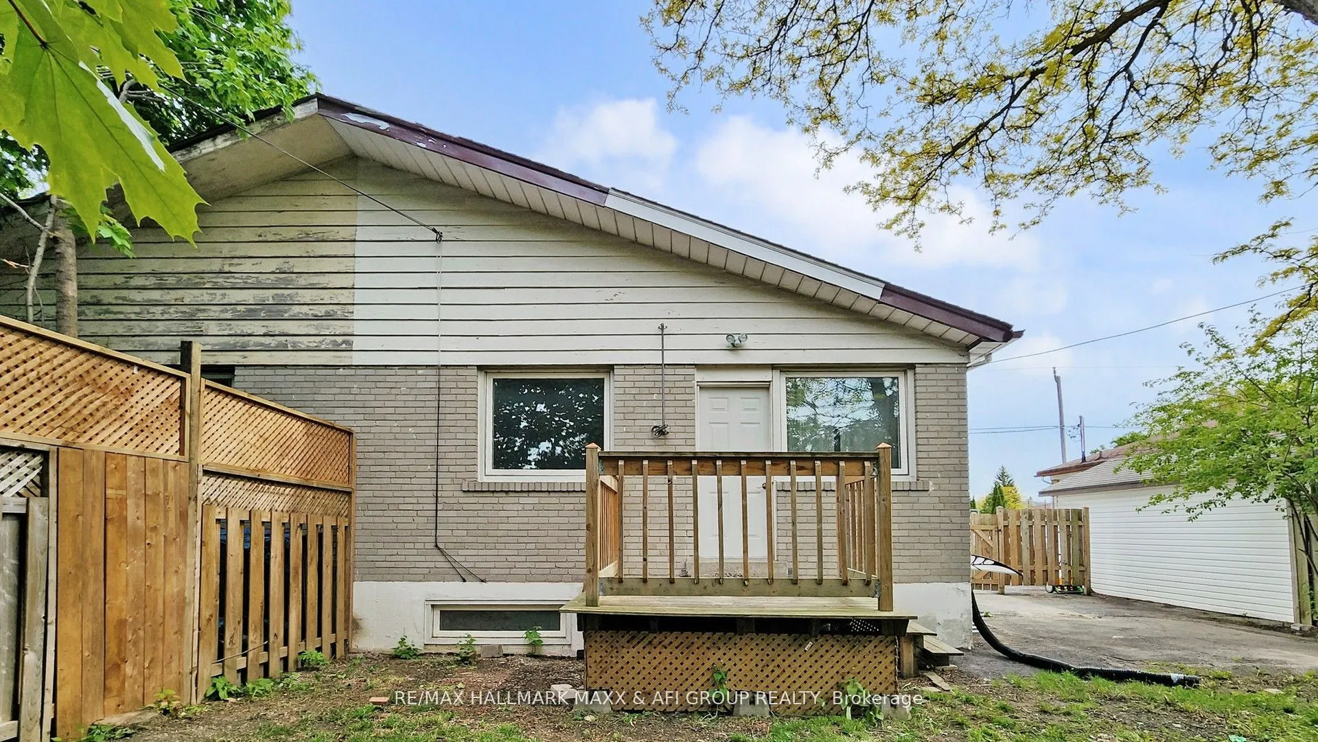 319 Taylor Mills Drive N