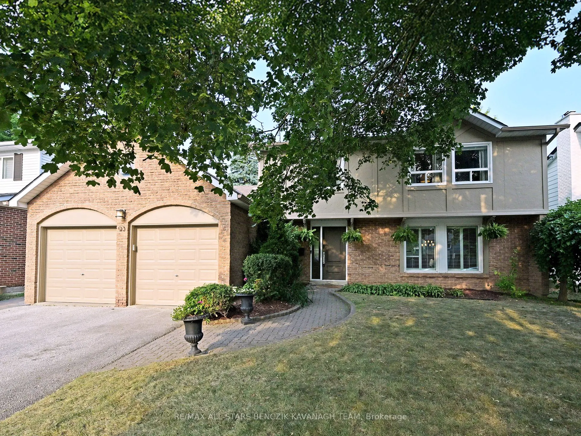 93 Sir Lancelot Drive