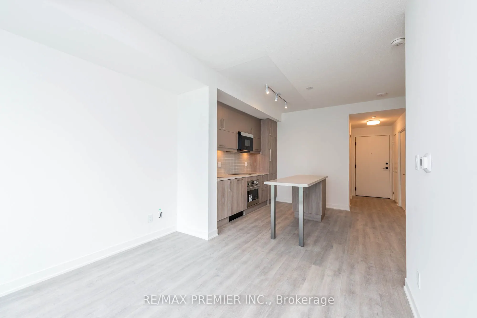 8119 Birchmount Road, #1116A