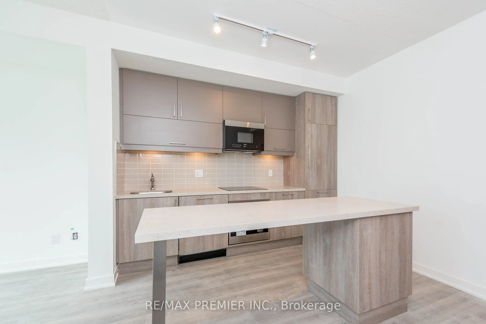 8119 Birchmount Road, #1116A