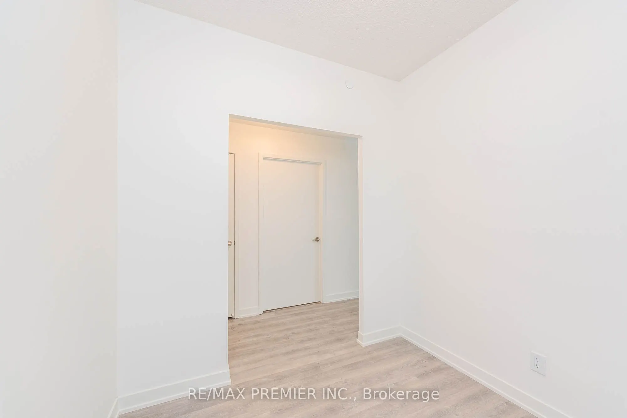 8119 Birchmount Road, #1116A
