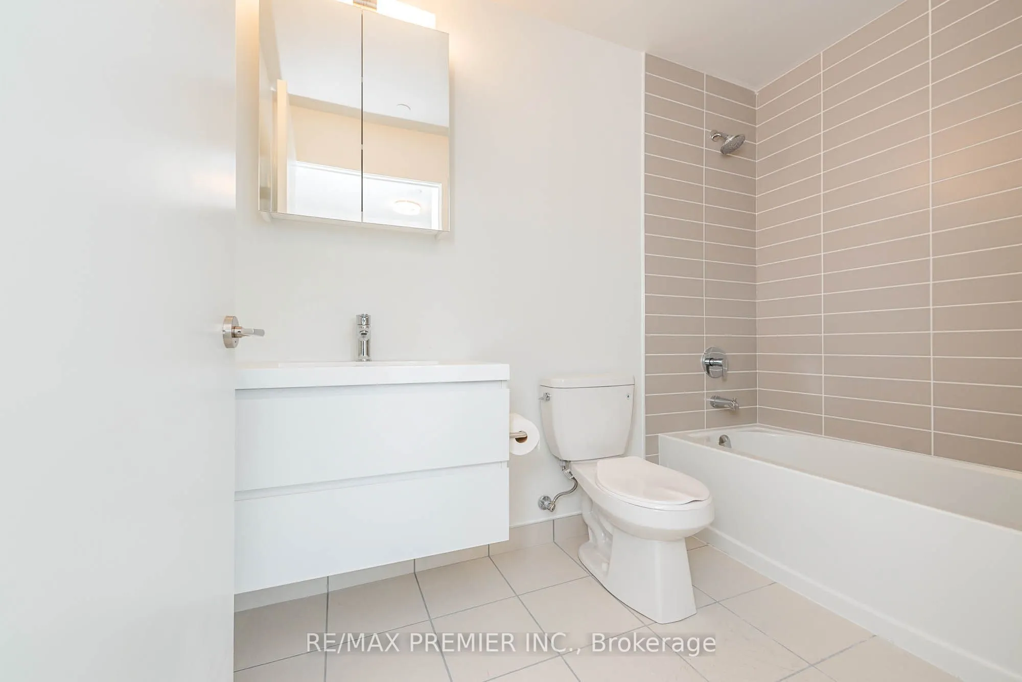 8119 Birchmount Road, #1116A