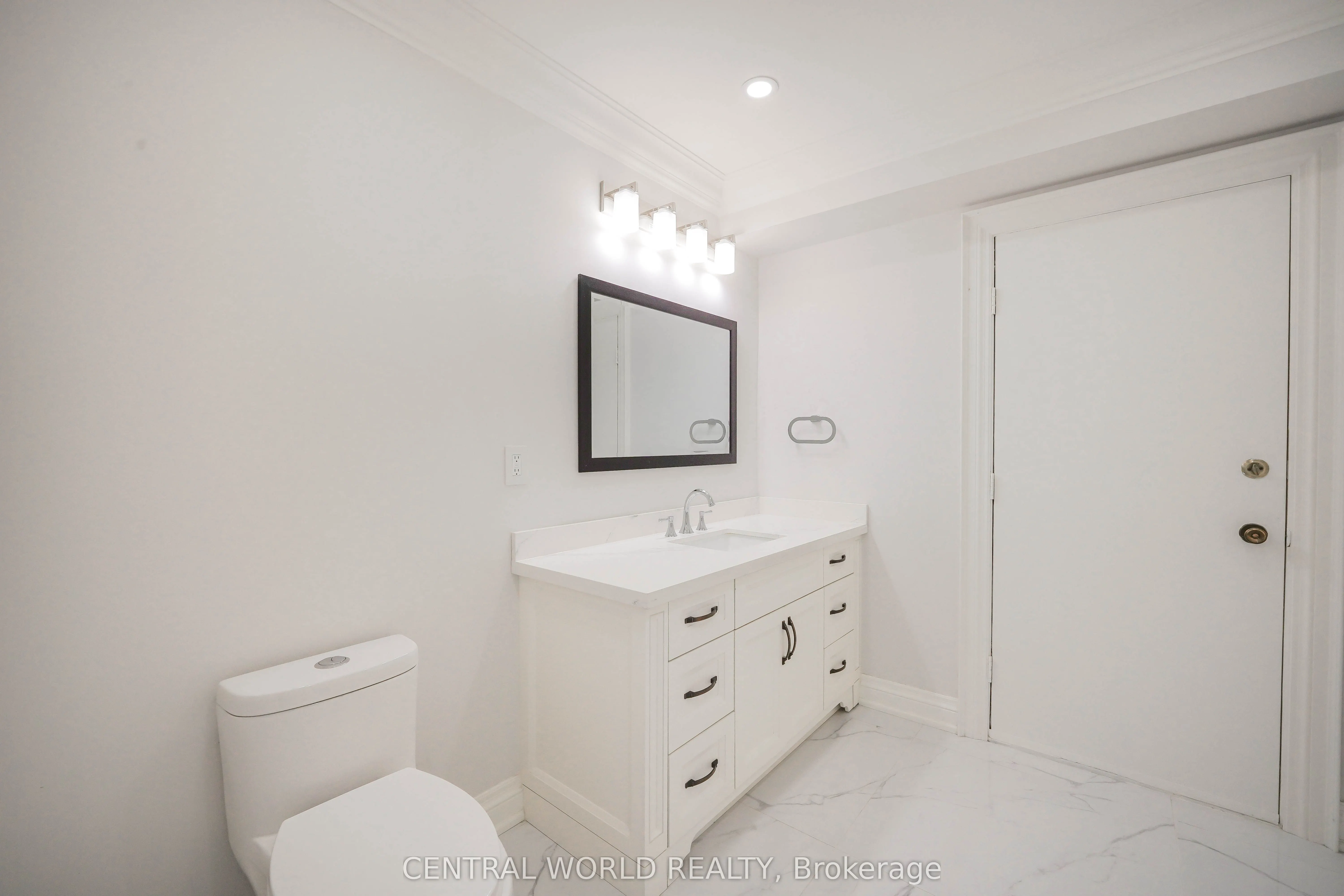 28 Teddington Avenue