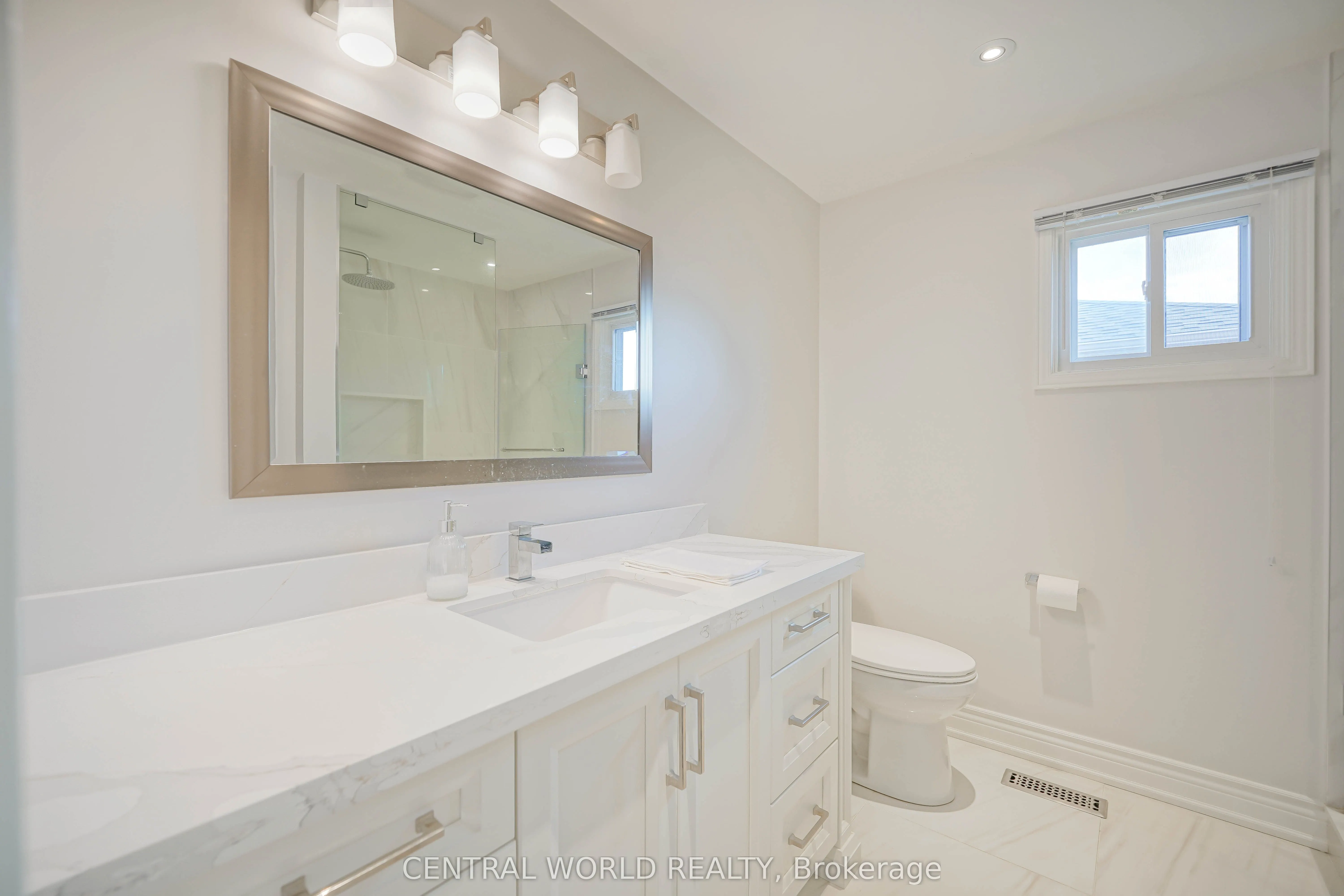 28 Teddington Avenue