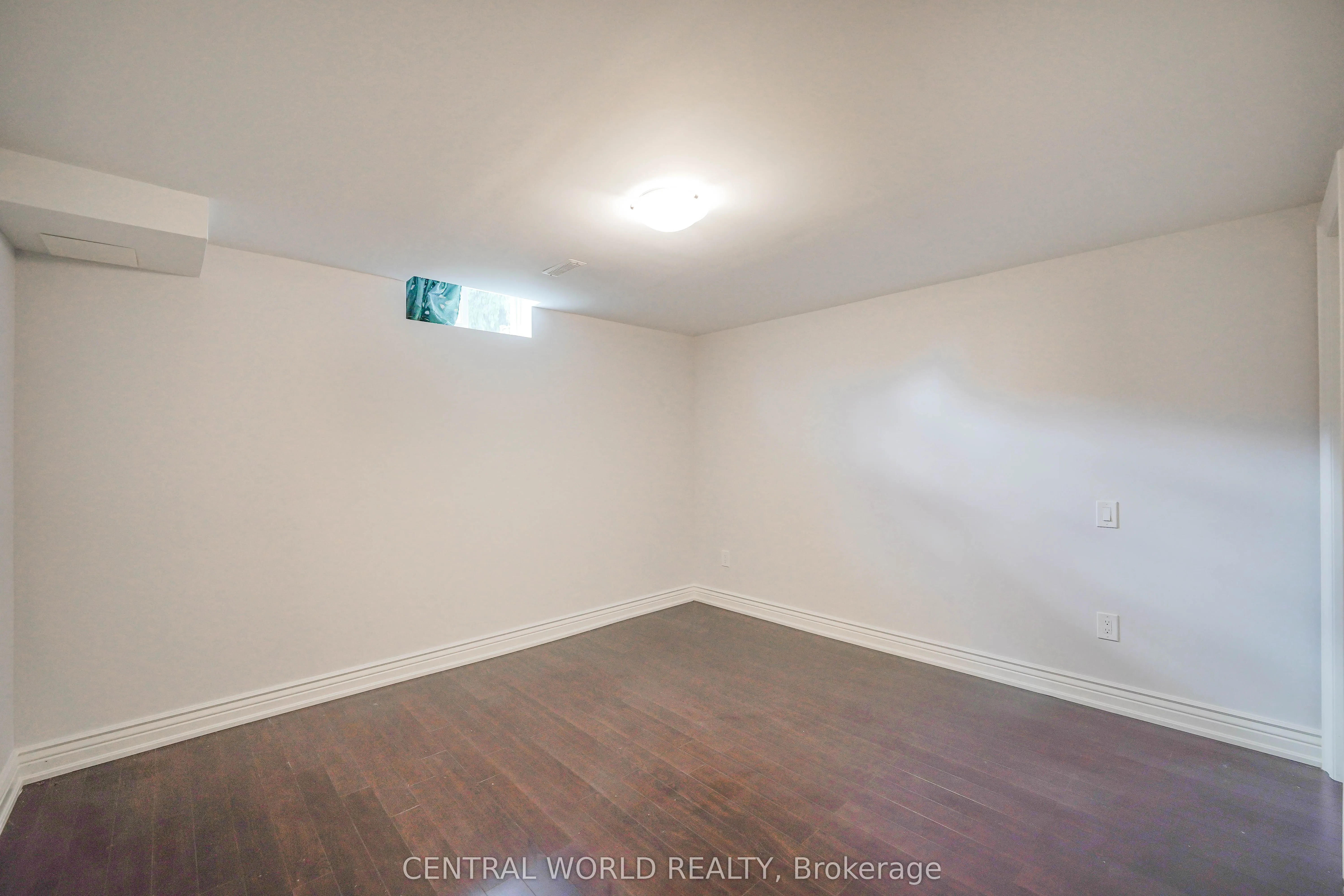 28 Teddington Avenue