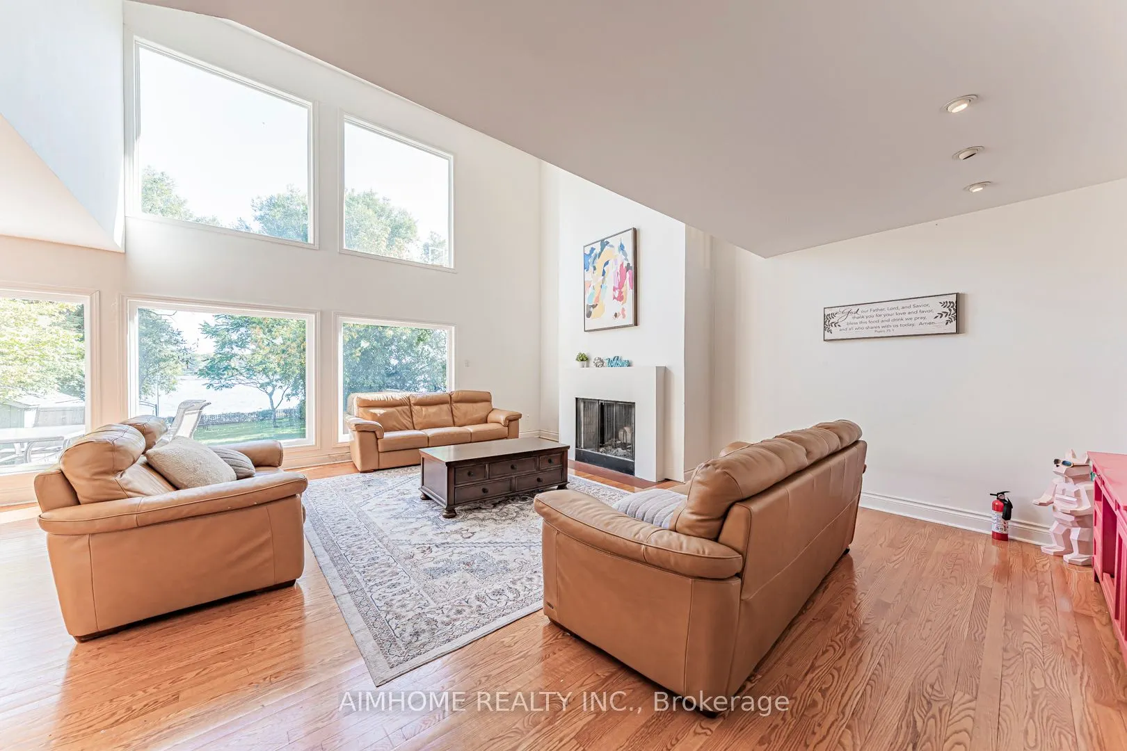 455 North Lake Road N