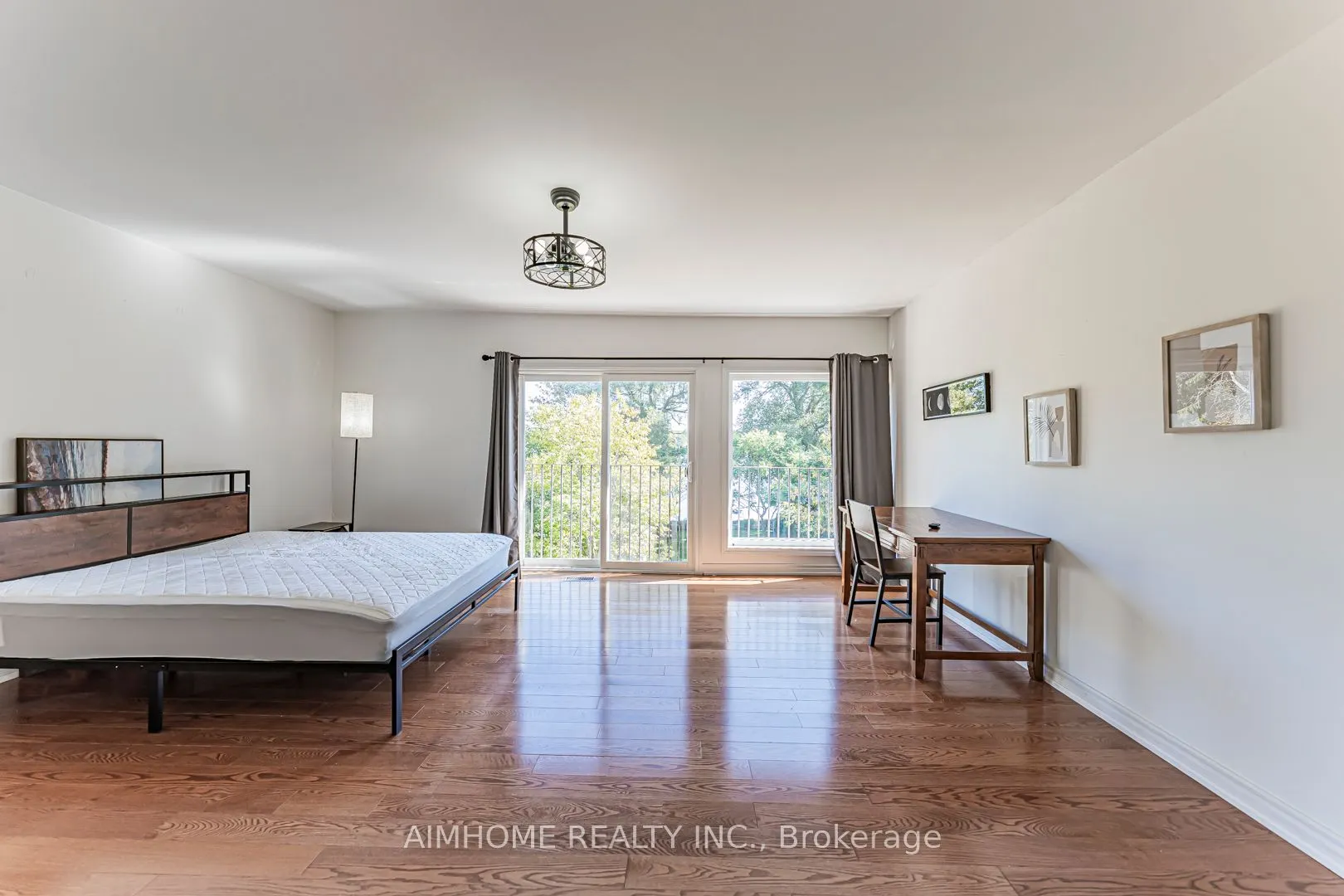 455 North Lake Road N