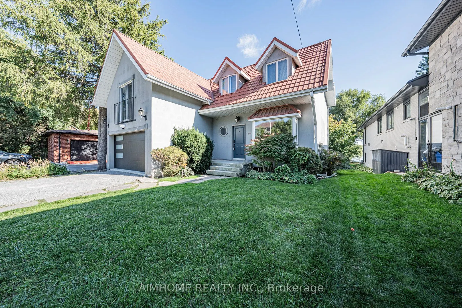 455 North Lake Road N