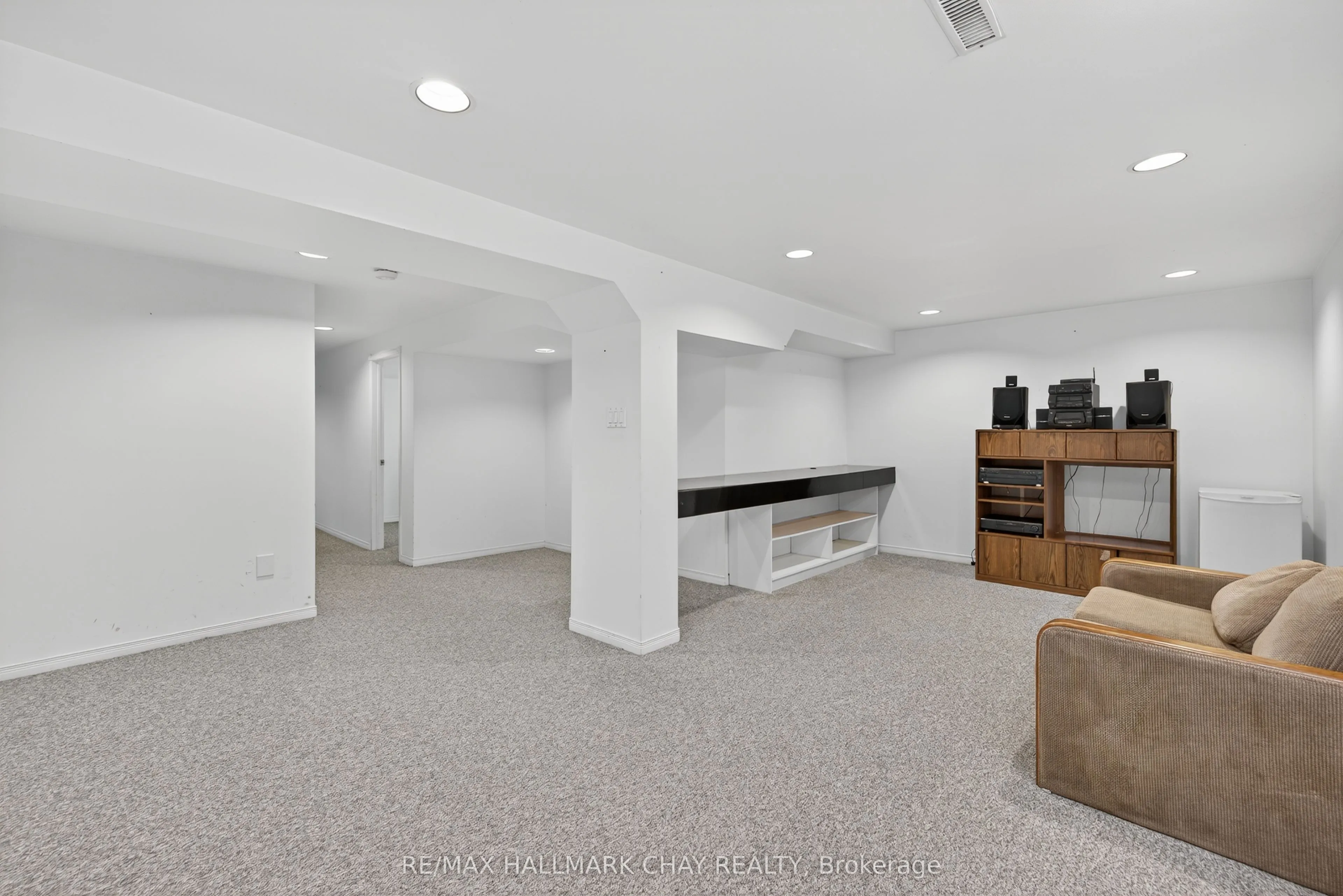 82 Lilac Avenue