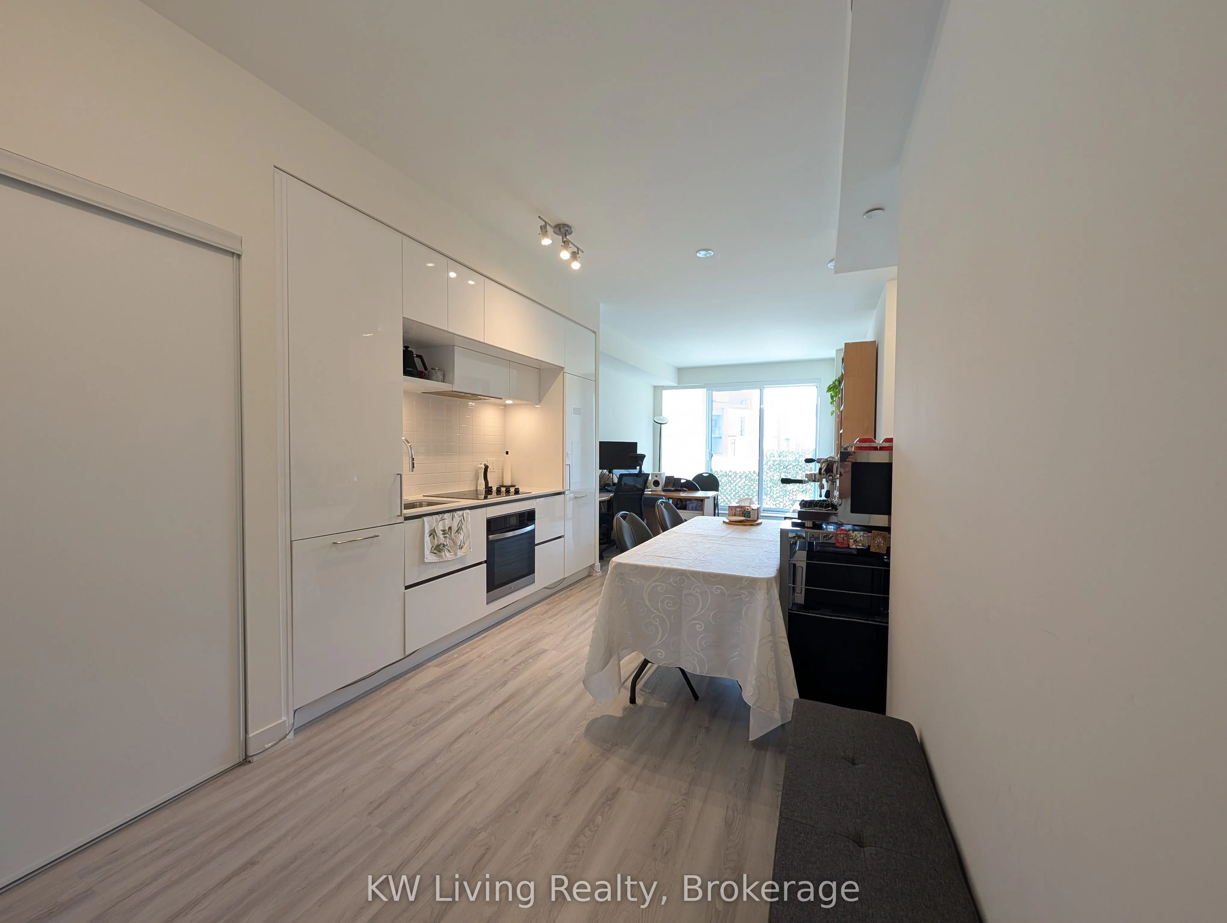 6 David Eyer Road, #218