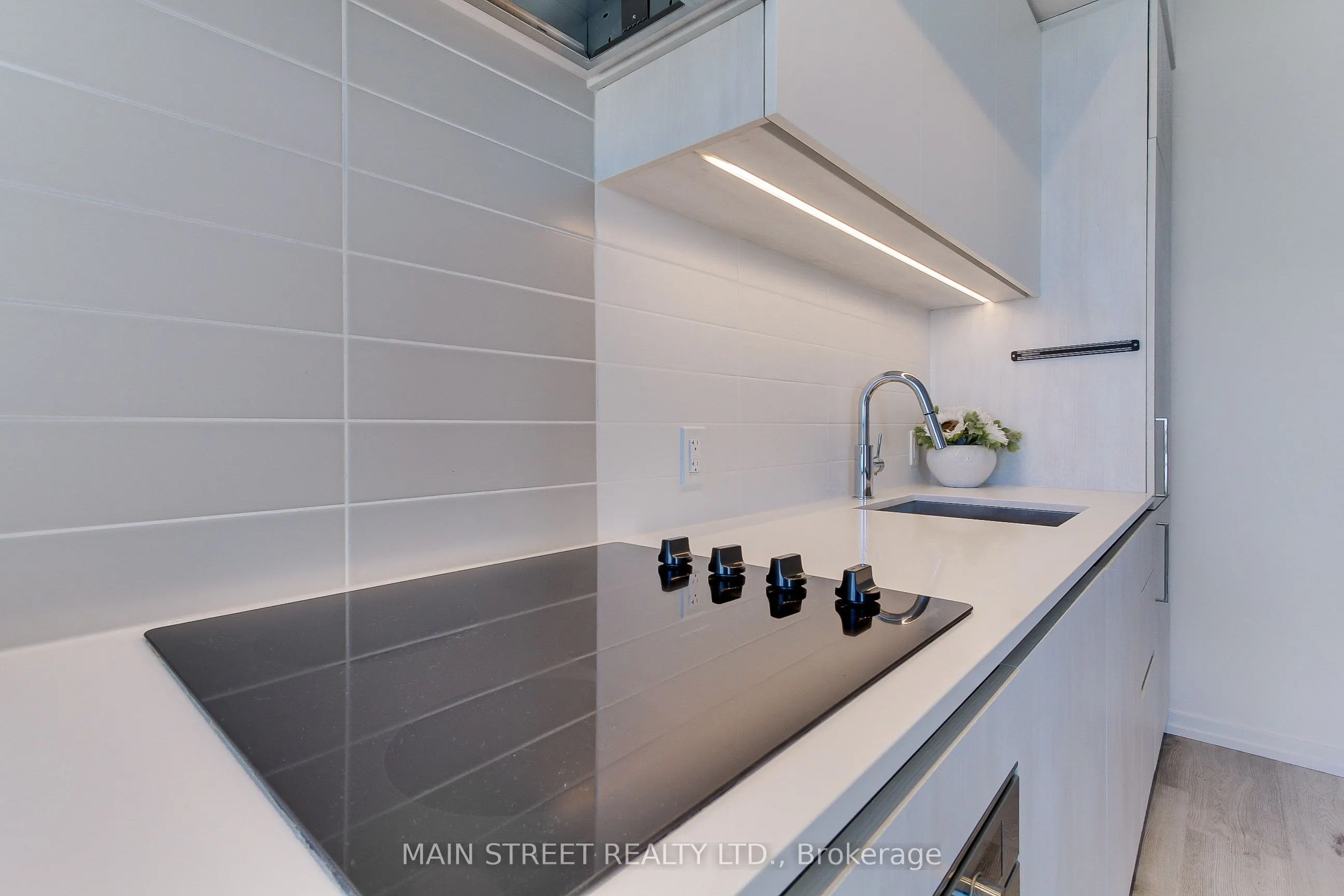 1000 Portage Parkway, #4502