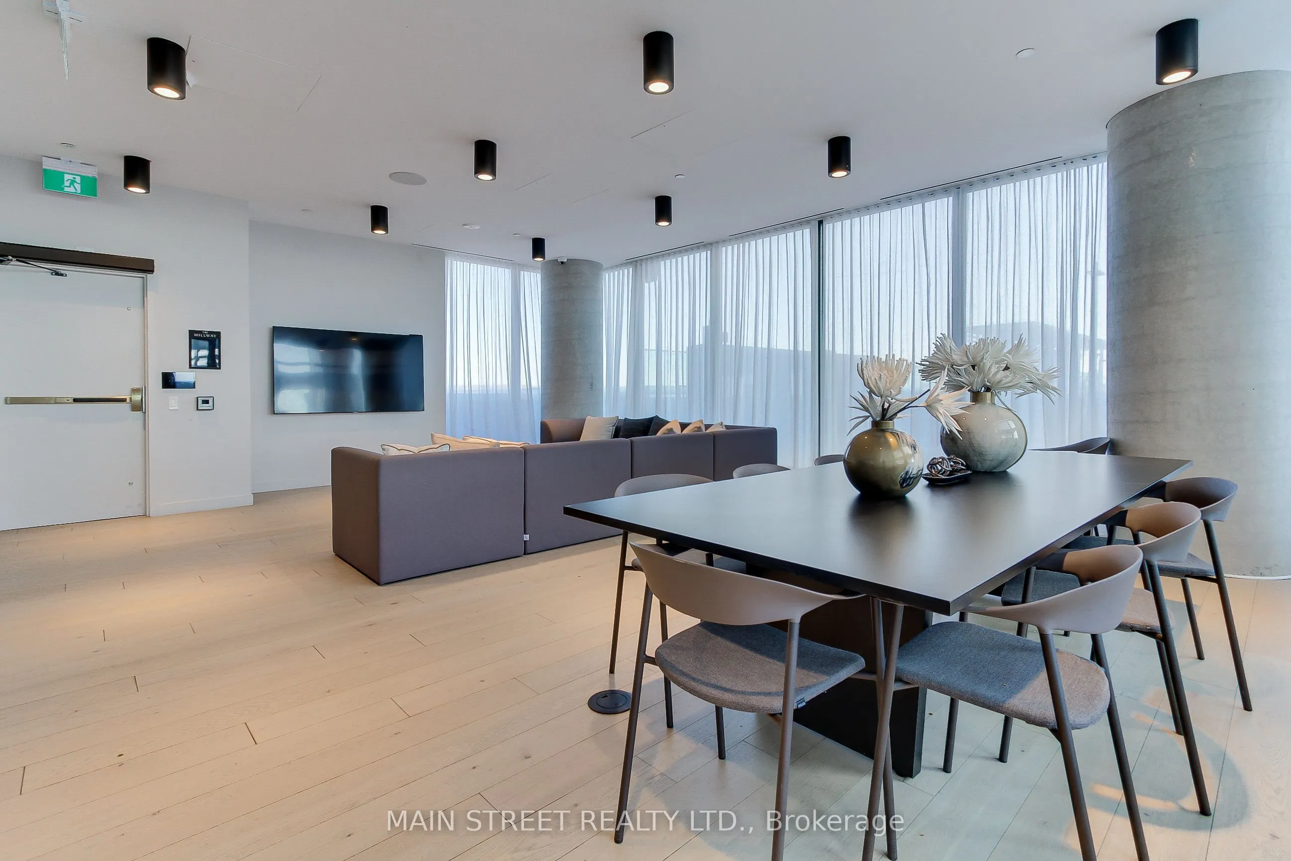 1000 Portage Parkway, #4502