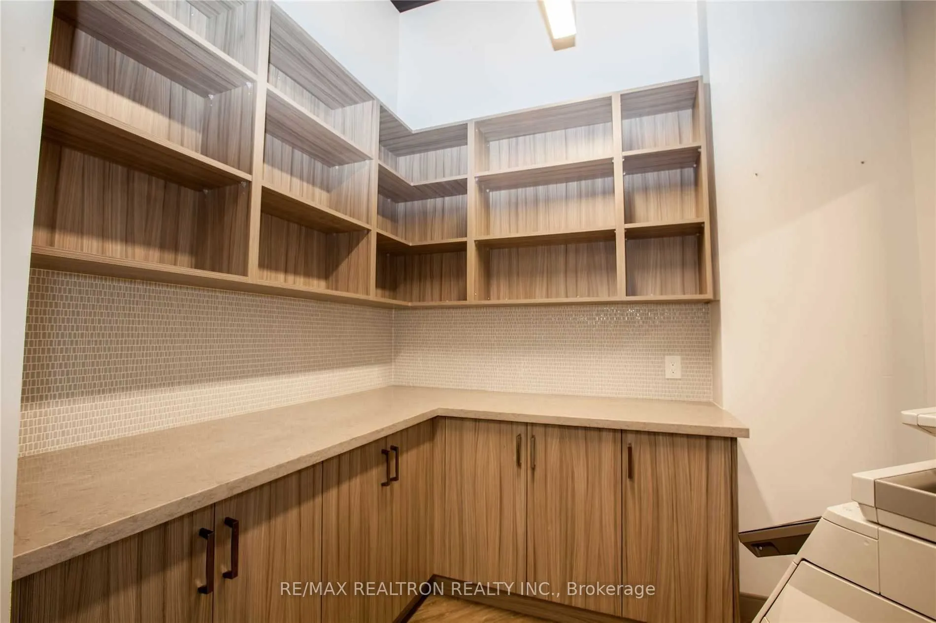 636 Edward Avenue, #1