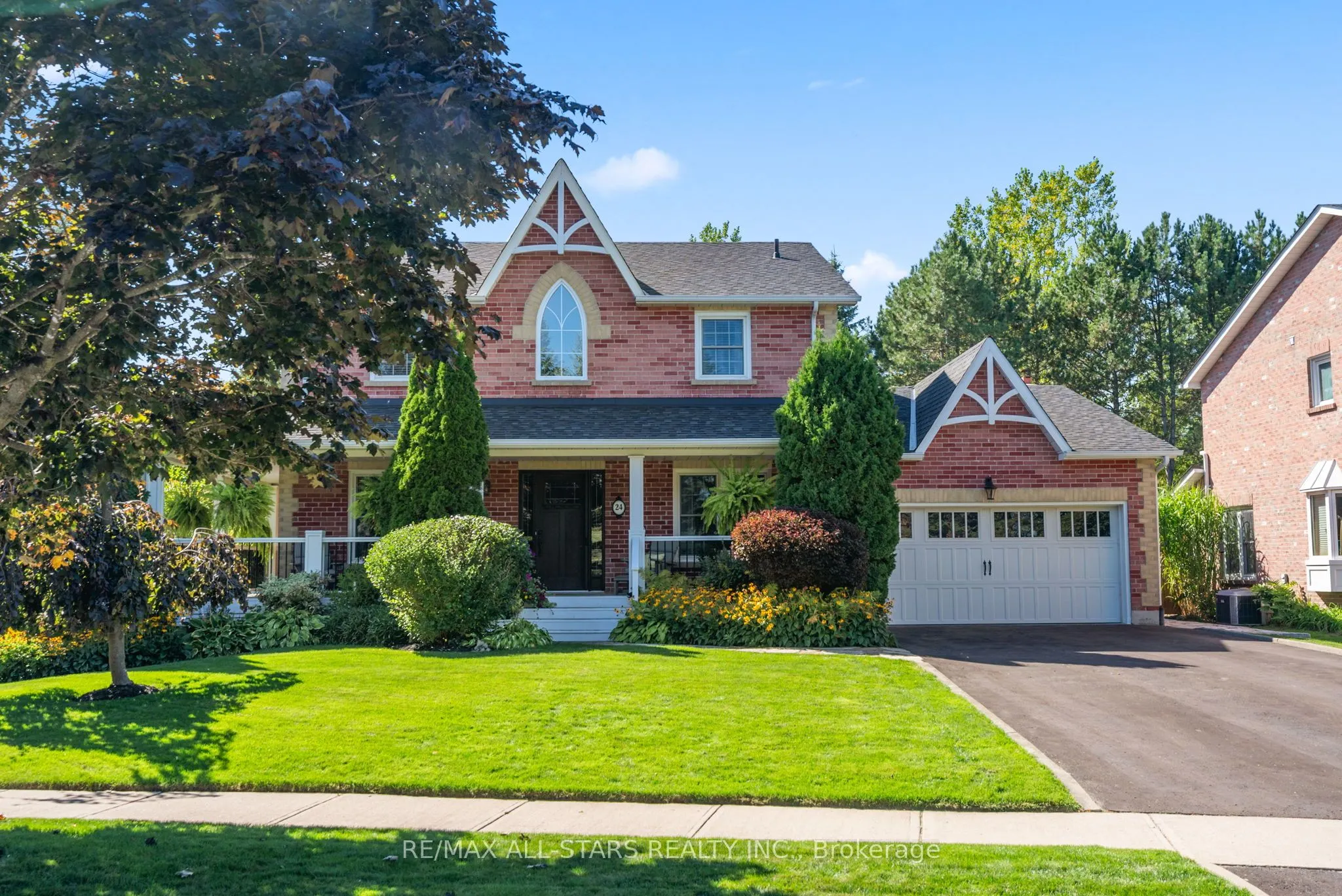 24 Colonel Sharpe Crescent