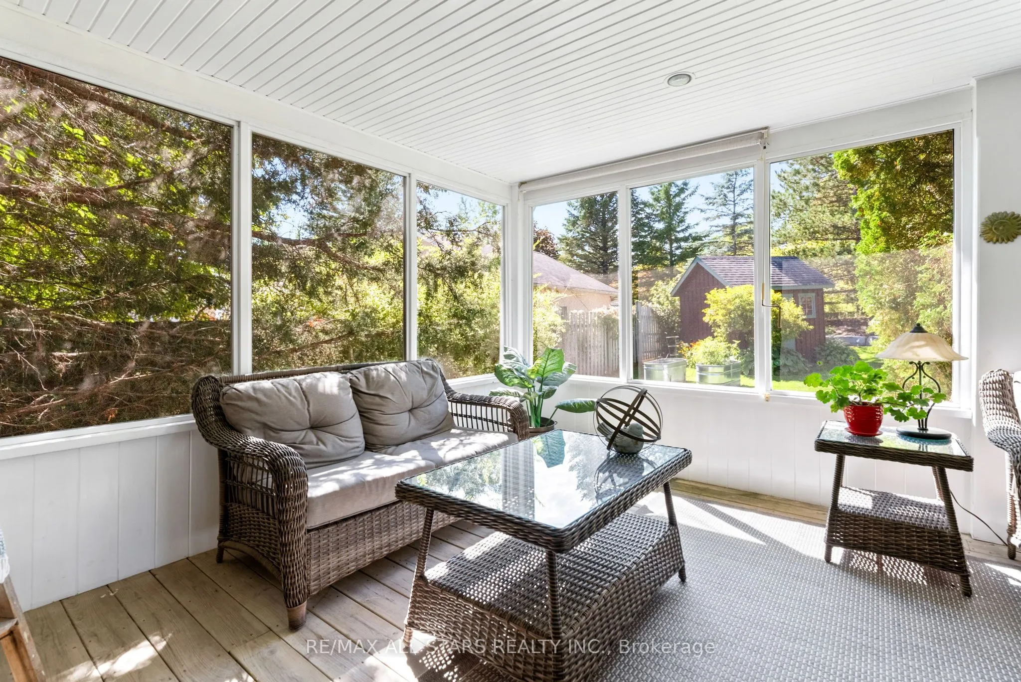 24 Colonel Sharpe Crescent
