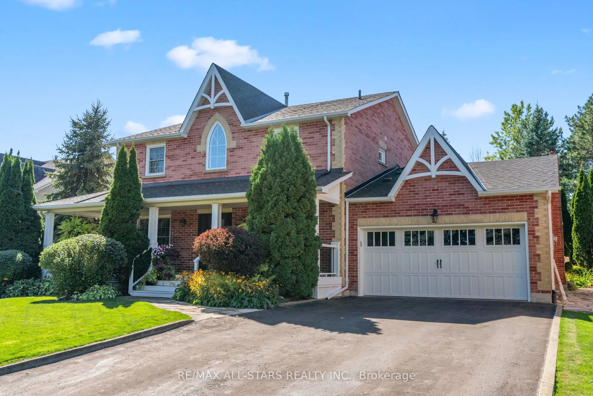 24 Colonel Sharpe Crescent