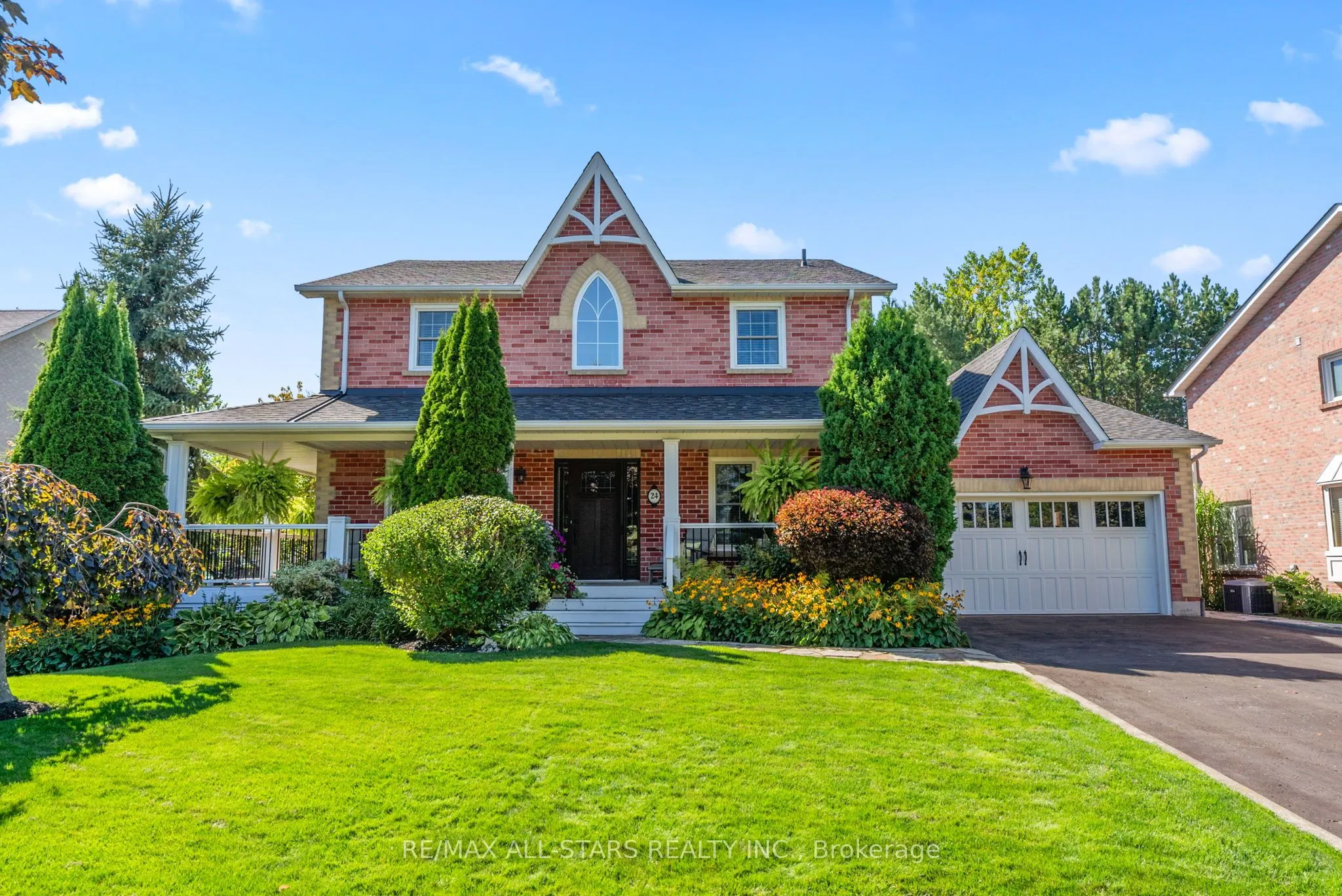 24 Colonel Sharpe Crescent