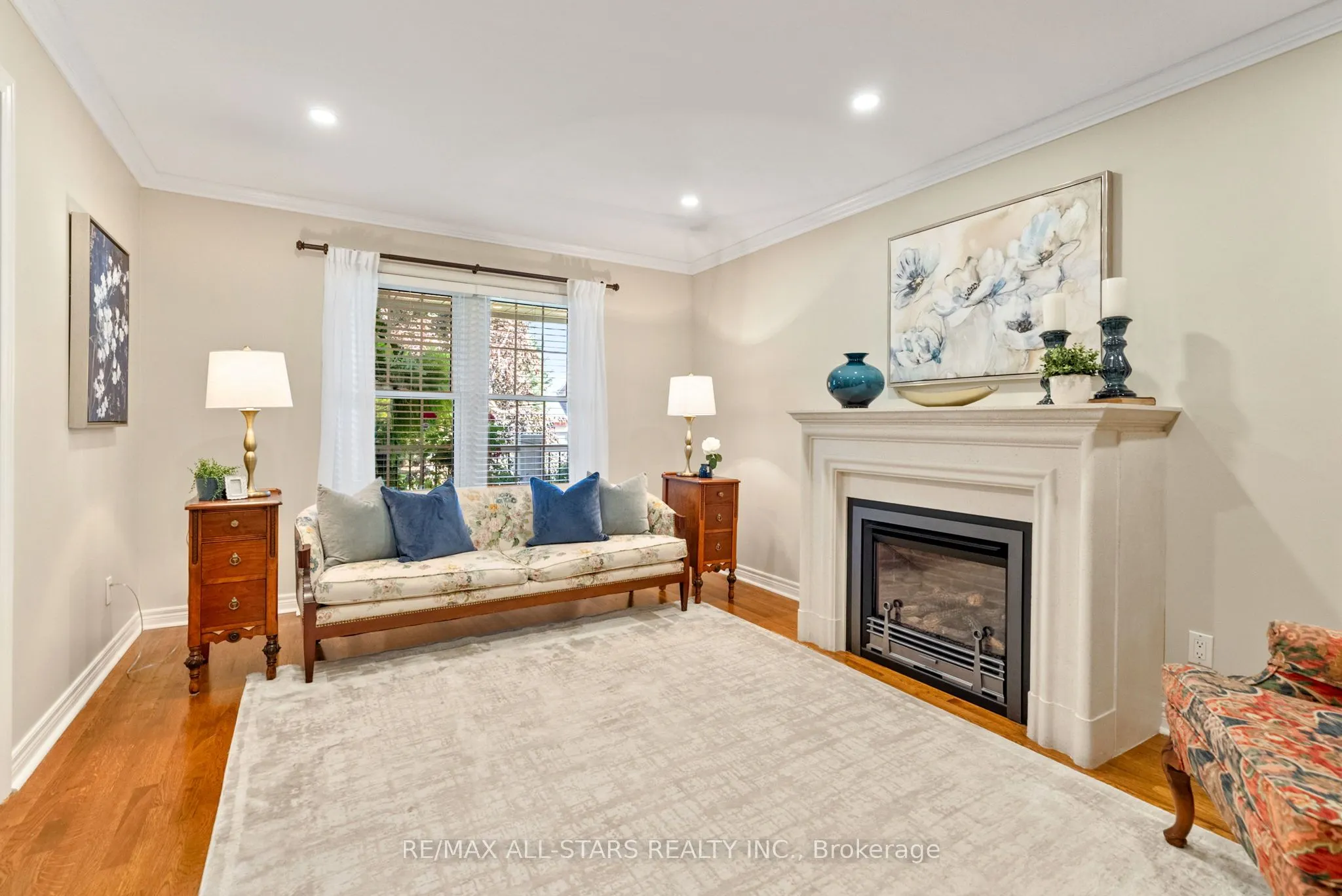24 Colonel Sharpe Crescent