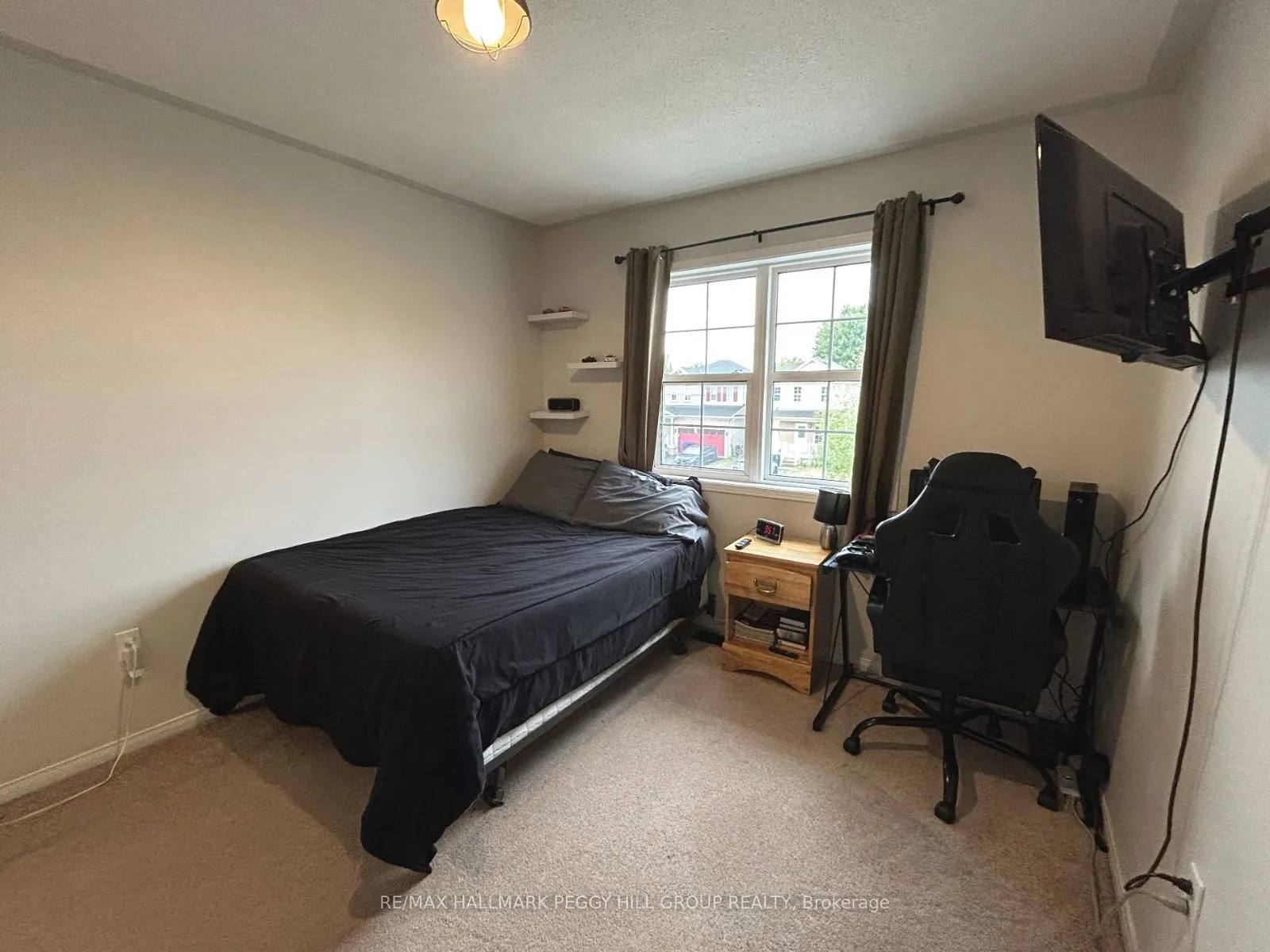 10 Truax Crescent