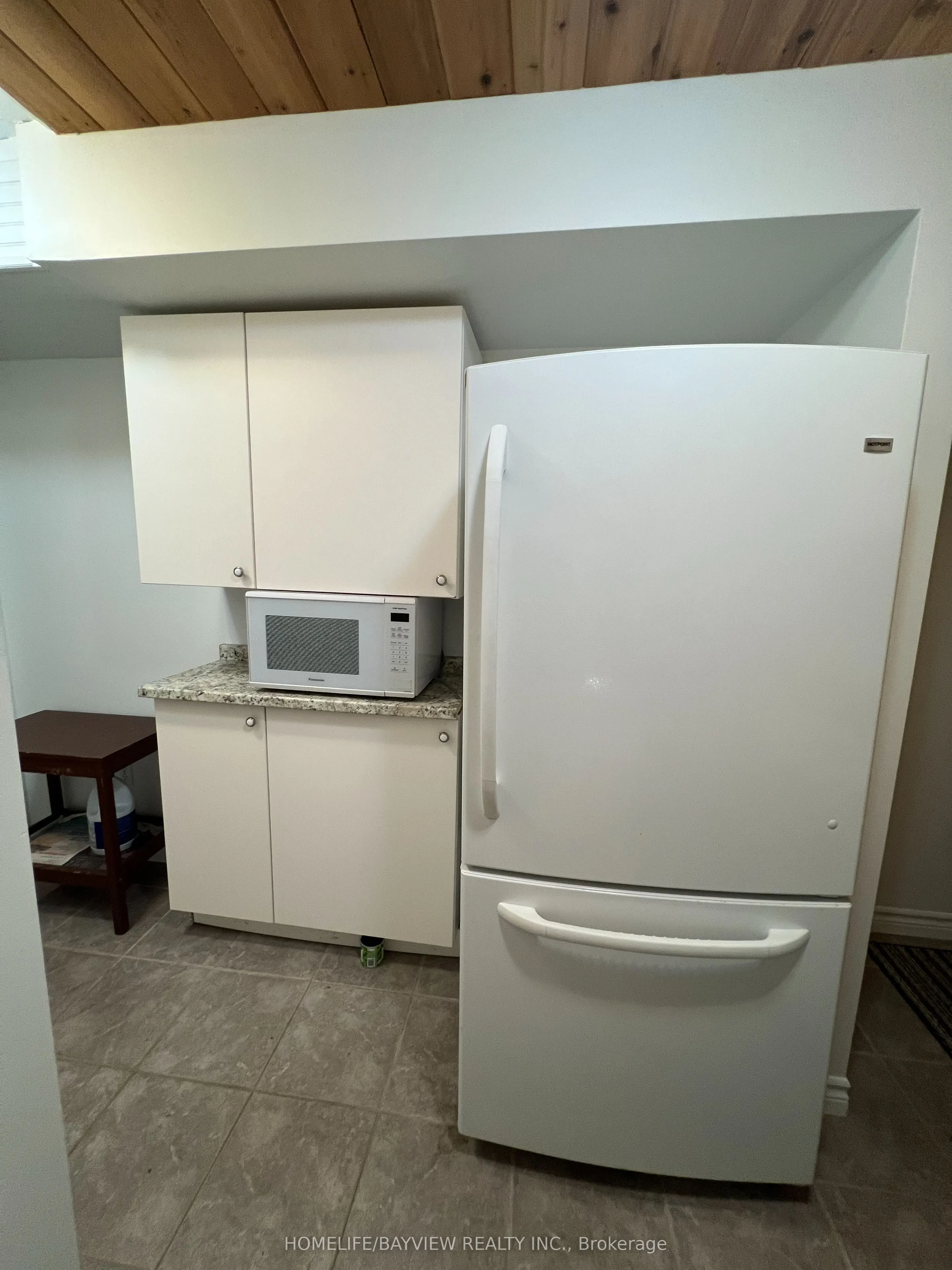 379 Carruthers Avenue, #BMNT