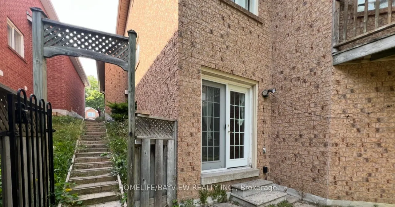 379 Carruthers Avenue, #BMNT