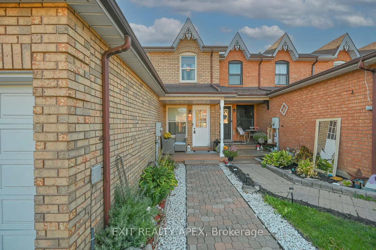 138 Heydon Avenue E