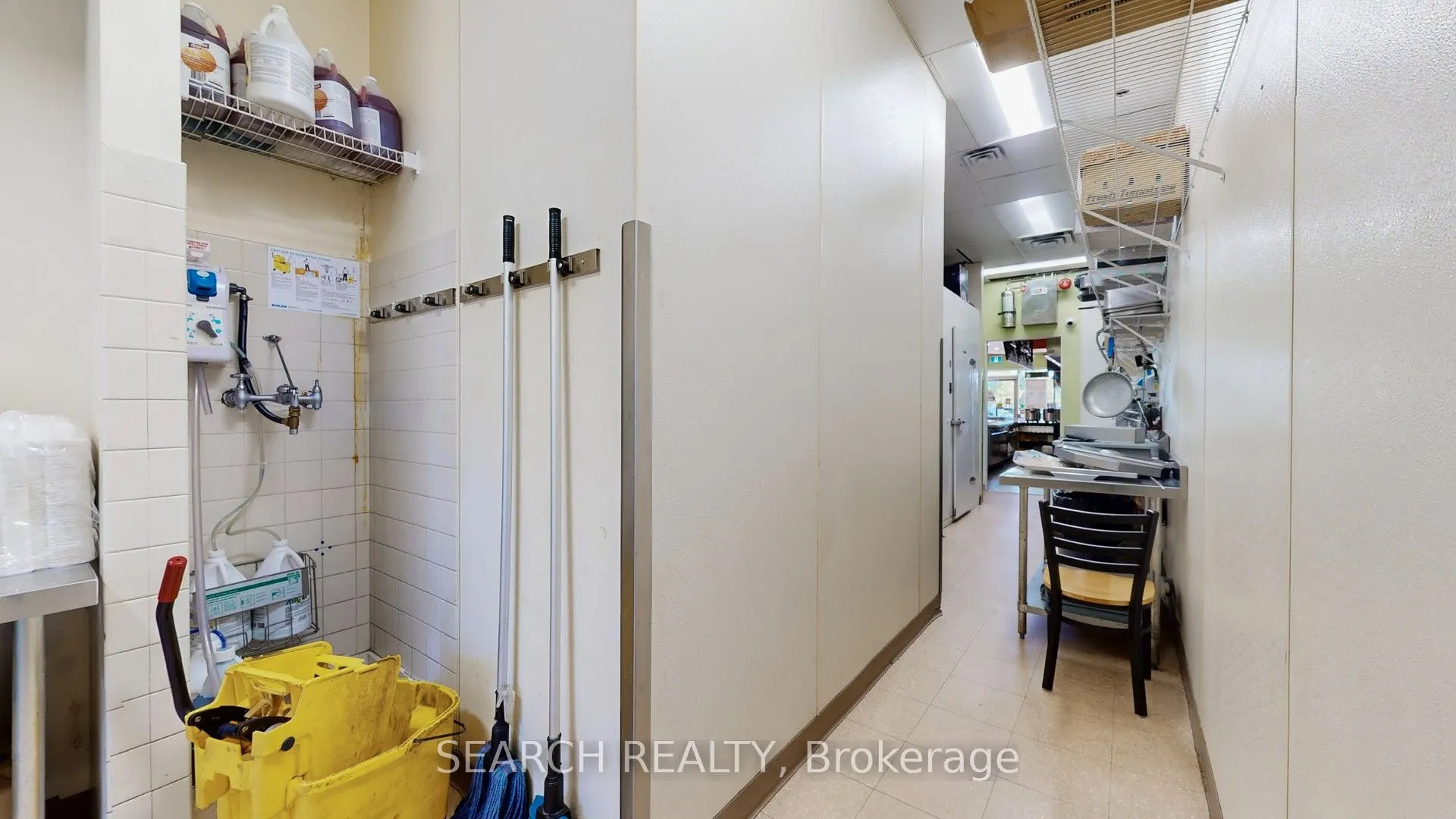 5100 Rutherford Road, #19