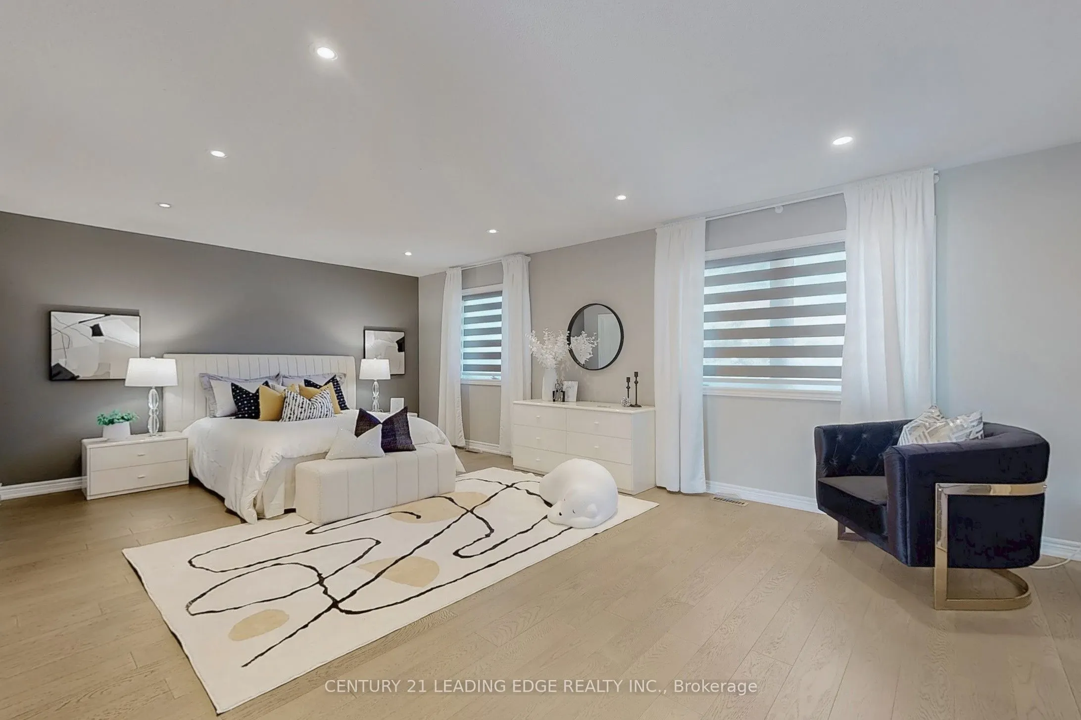 10 MACRILL Road
