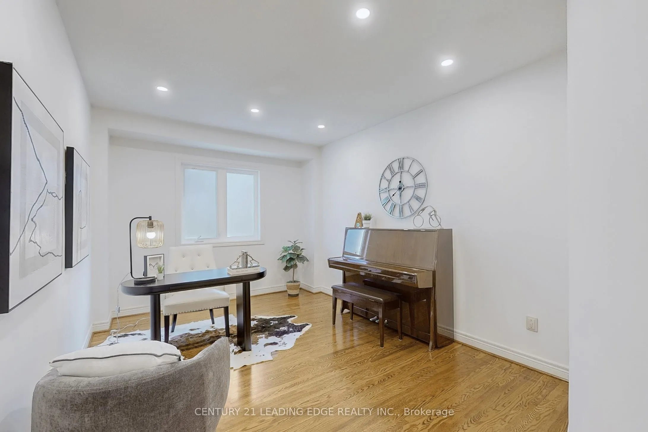 10 MACRILL Road