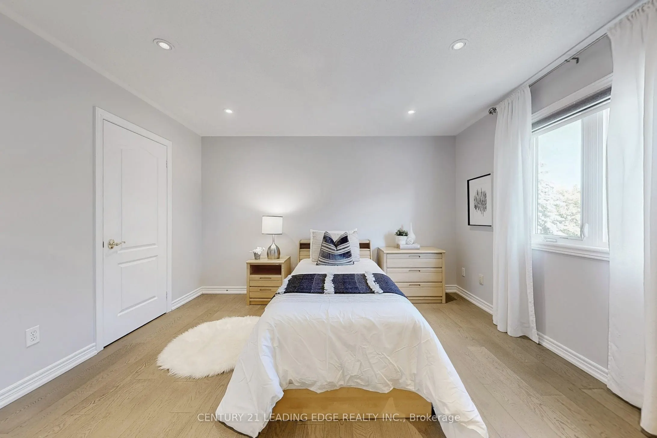 10 MACRILL Road